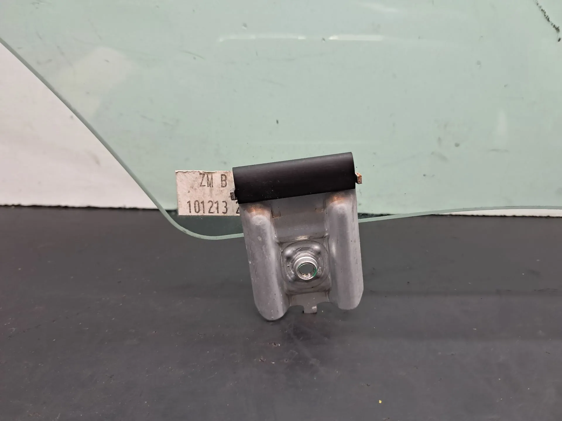 Right front door glass HYUNDAI i30 (GD) Imagem-6