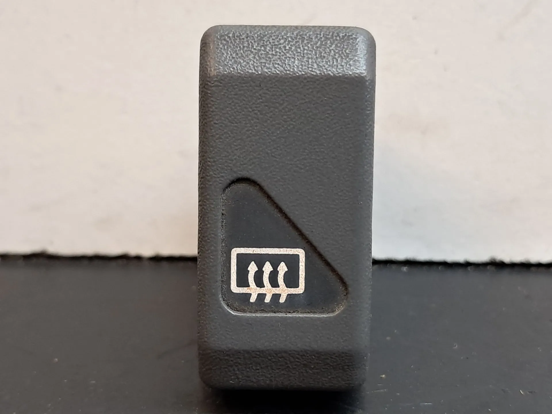 Rear defroster switch RENAULT Clio I (B/C57_, 5/357_) Imagem-1