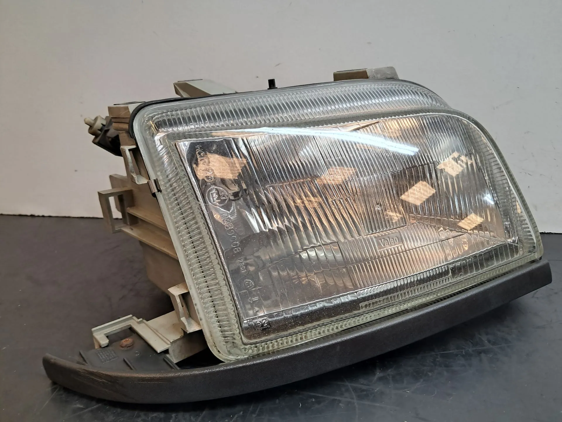 Faro anteriore destro RENAULT Clio I (B/C57_, 5/357_)