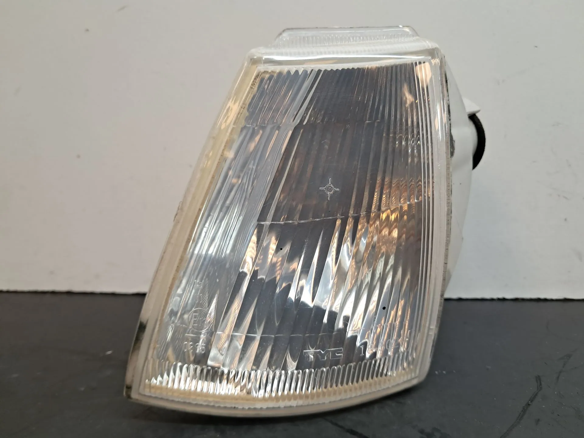 Freccia anteriore sinistra RENAULT Clio I (B/C57_, 5/357_)
