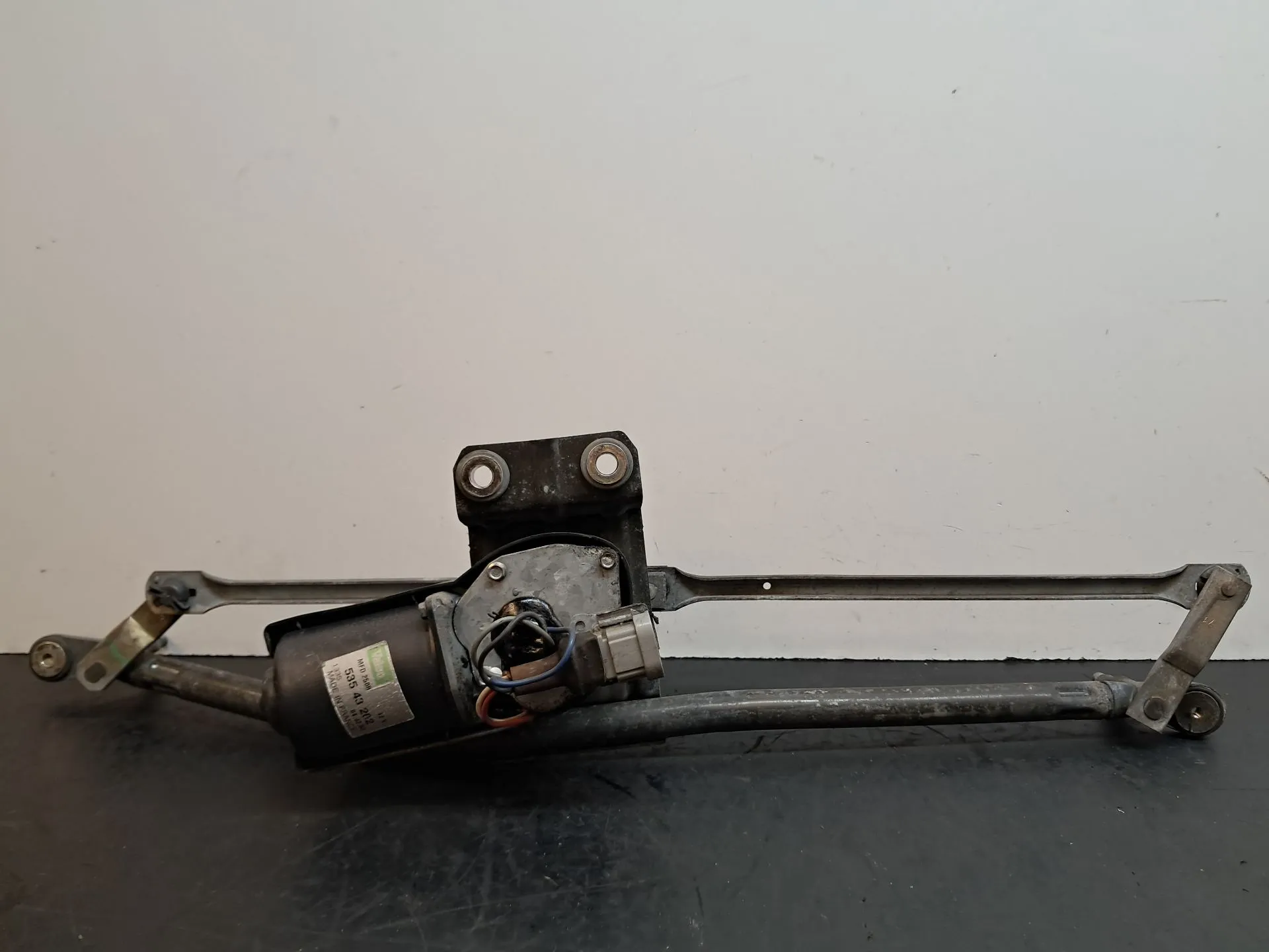 Motor limpa vidros frente RENAULT Clio I (B/C57_, 5/357_)