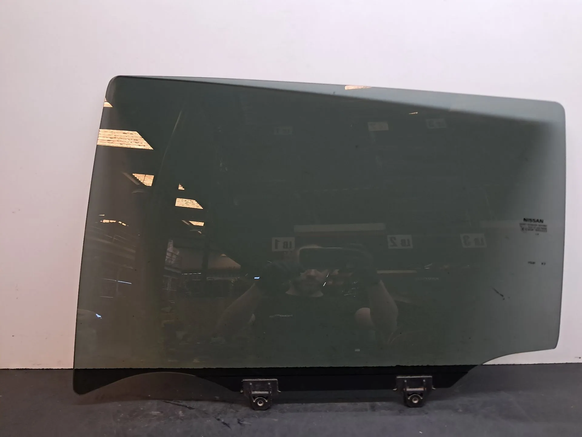 Left rear door glass NISSAN Micra V (K14) Imagem-1