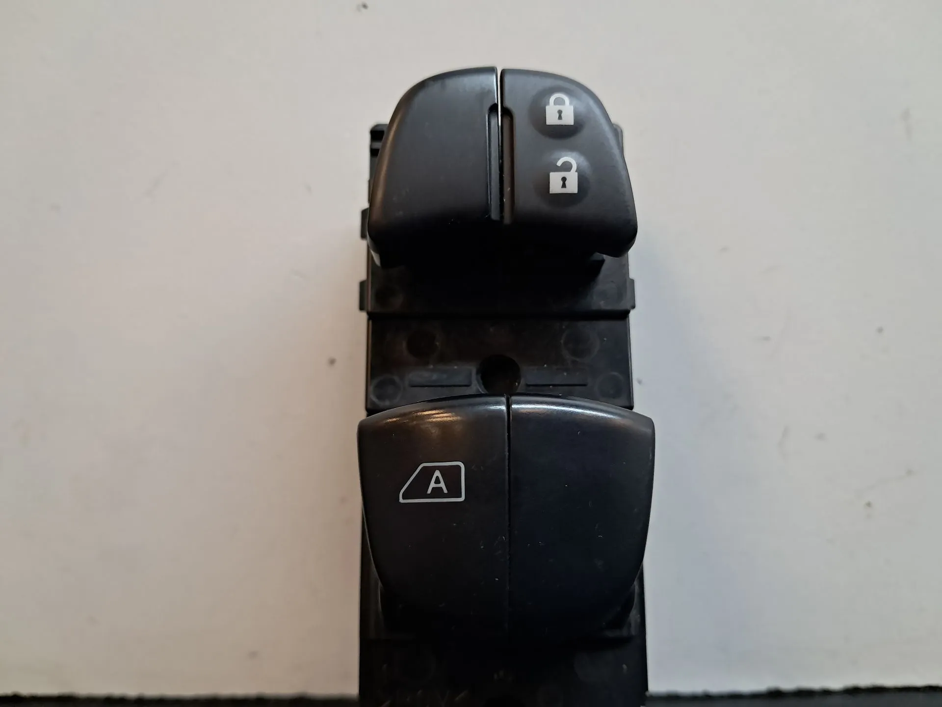 Comando / interruttore alzacristallo anteriore sinistro NISSAN Micra V (K14) Imagem-2