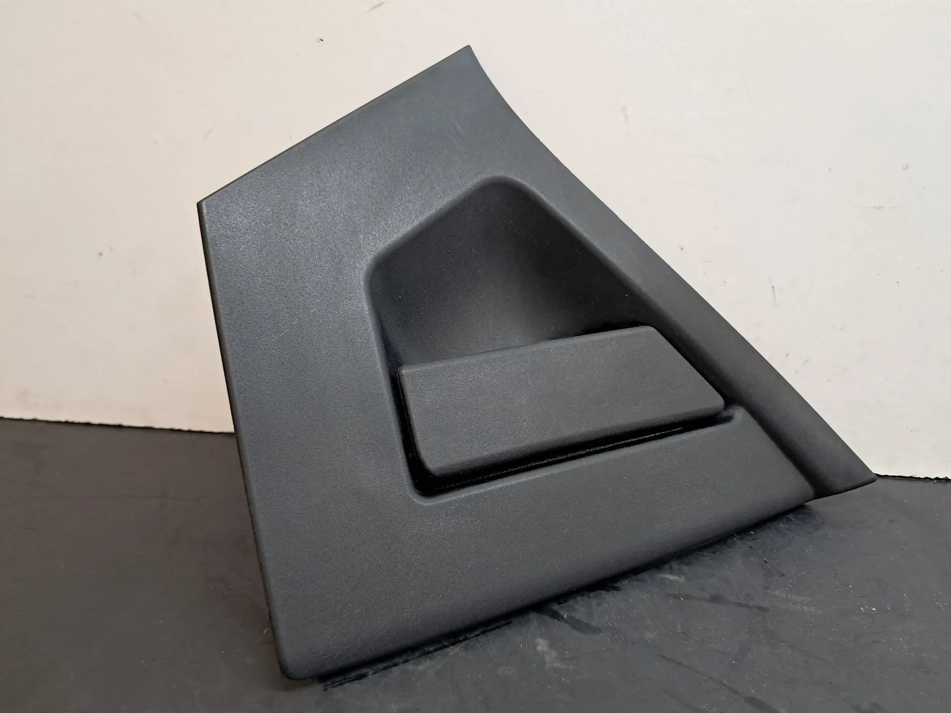 Left rear door handle NISSAN Micra V (K14)
