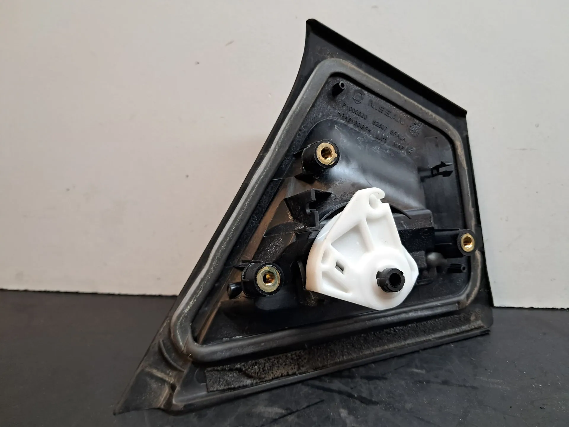 Poignée de porte arrière gauche NISSAN Micra V (K14) Imagem-2