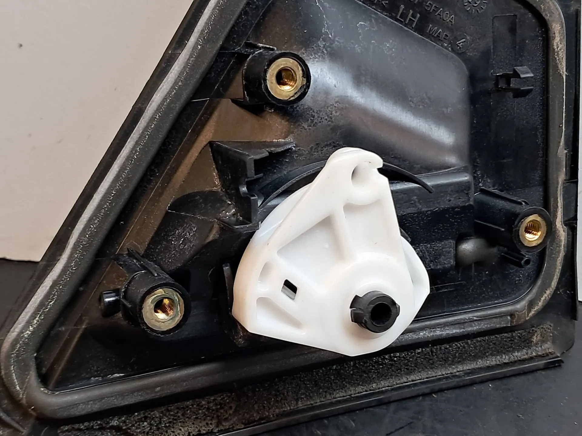 Poignée de porte arrière gauche NISSAN Micra V (K14) Imagem-4