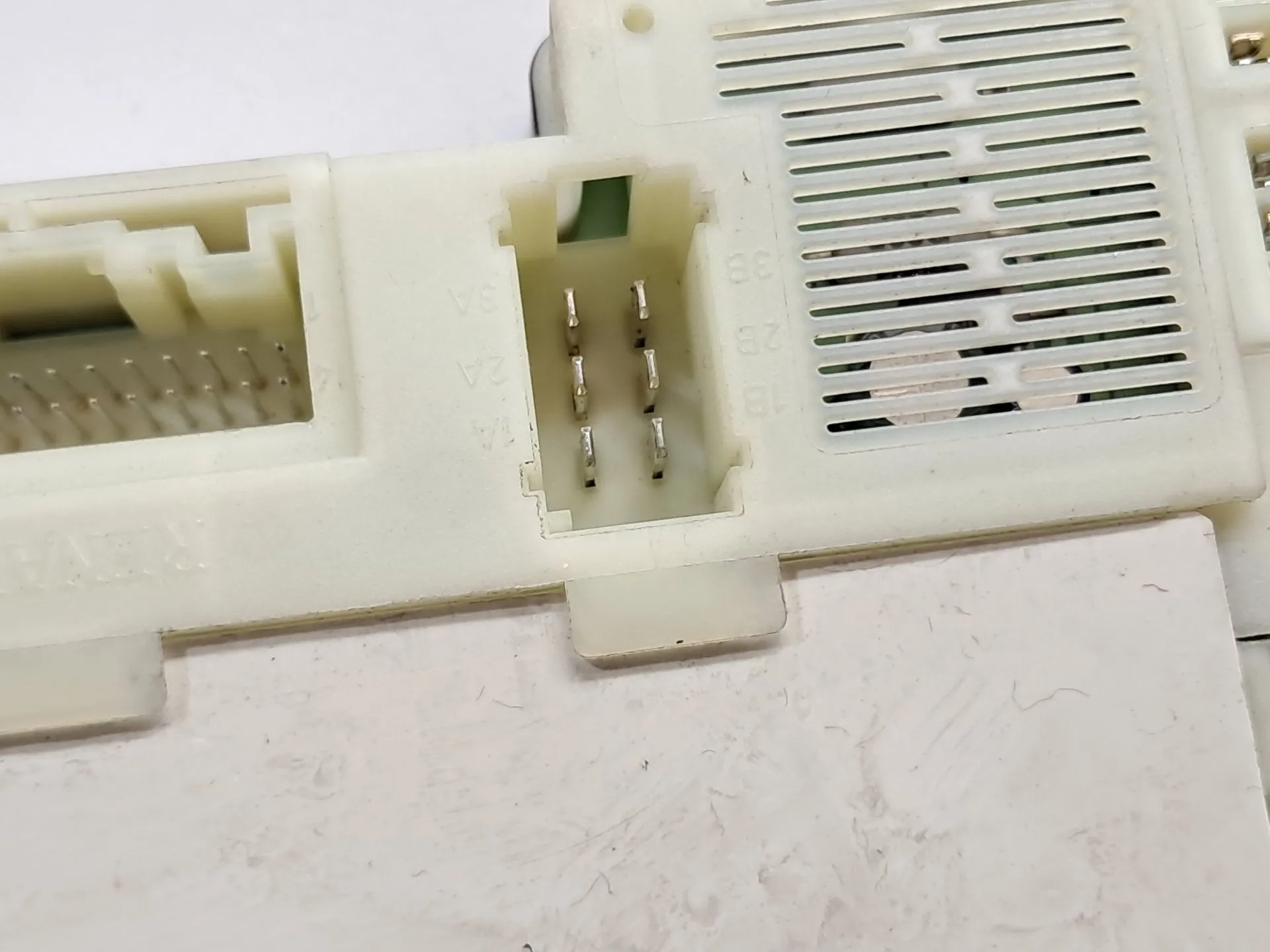Boîte de fusibles / SAM / BSI RENAULT Clio II (BB0/1/2_, CB0/1/2_) Imagem-2