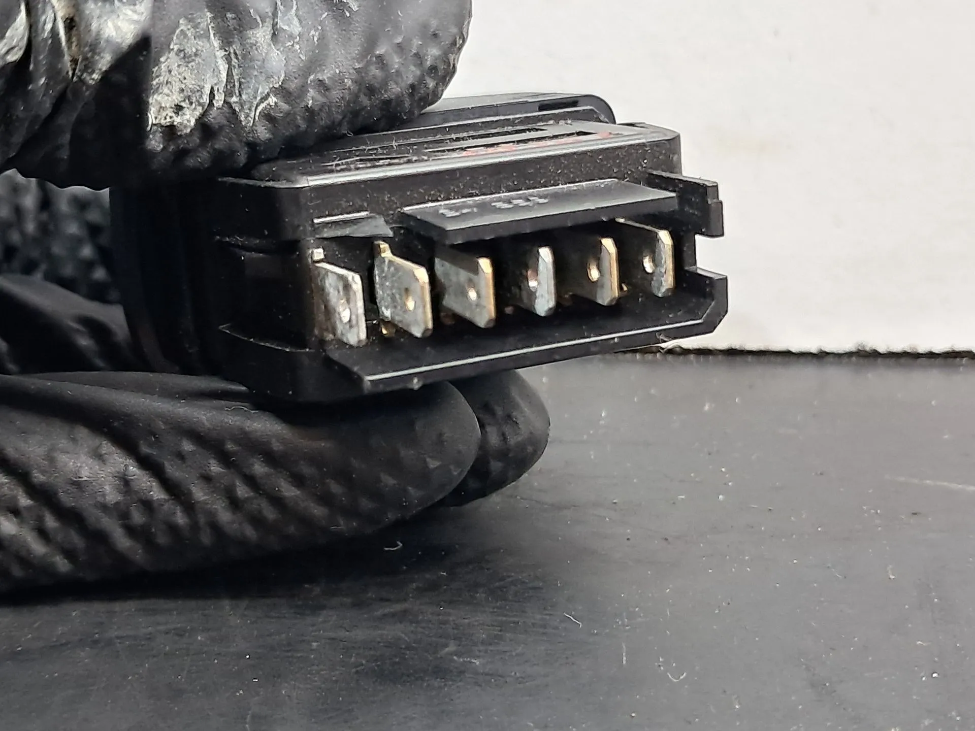Commande / interrupteur lève-vitre Arrière Droite RENAULT Clio II (BB0/1/2_, CB0/1/2_) Imagem-3