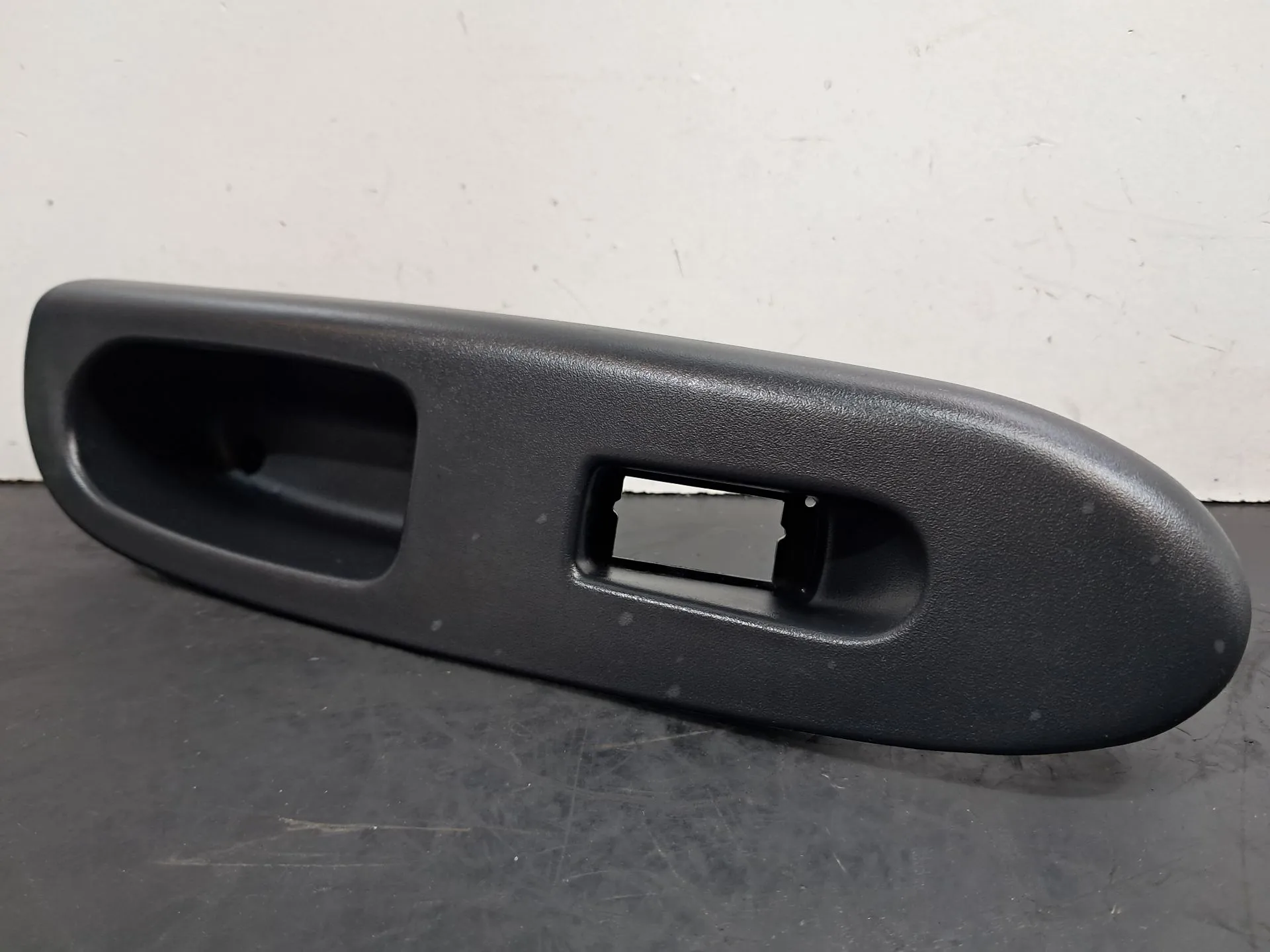 Moulure de porte avant Droite RENAULT Clio II (BB0/1/2_, CB0/1/2_) Imagem-1