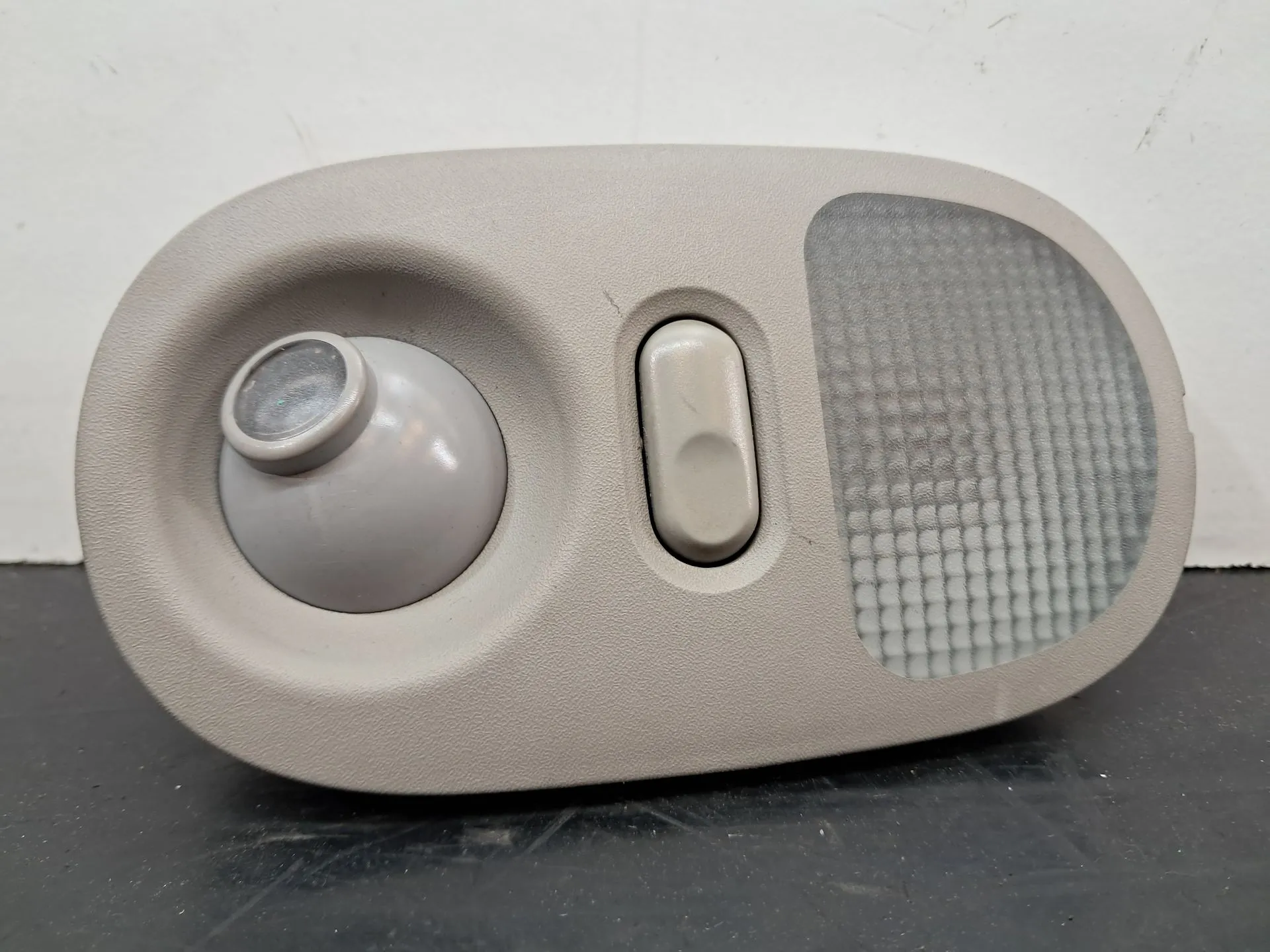 Plafonnier central RENAULT Clio II (BB0/1/2_, CB0/1/2_)