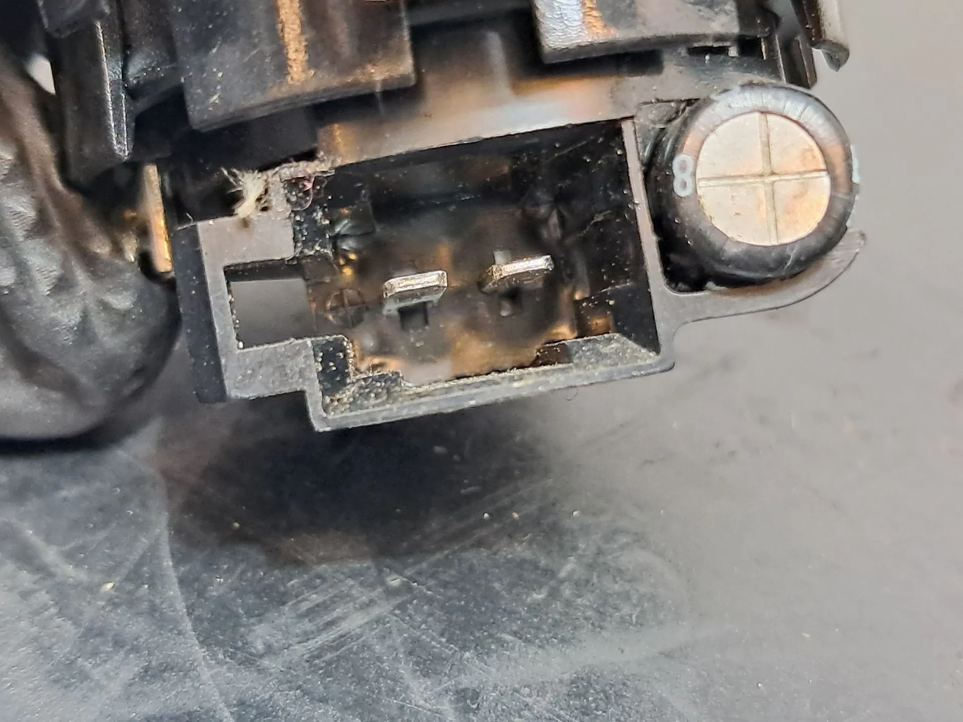 Colonne de son RENAULT Clio II (BB0/1/2_, CB0/1/2_) Imagem-2