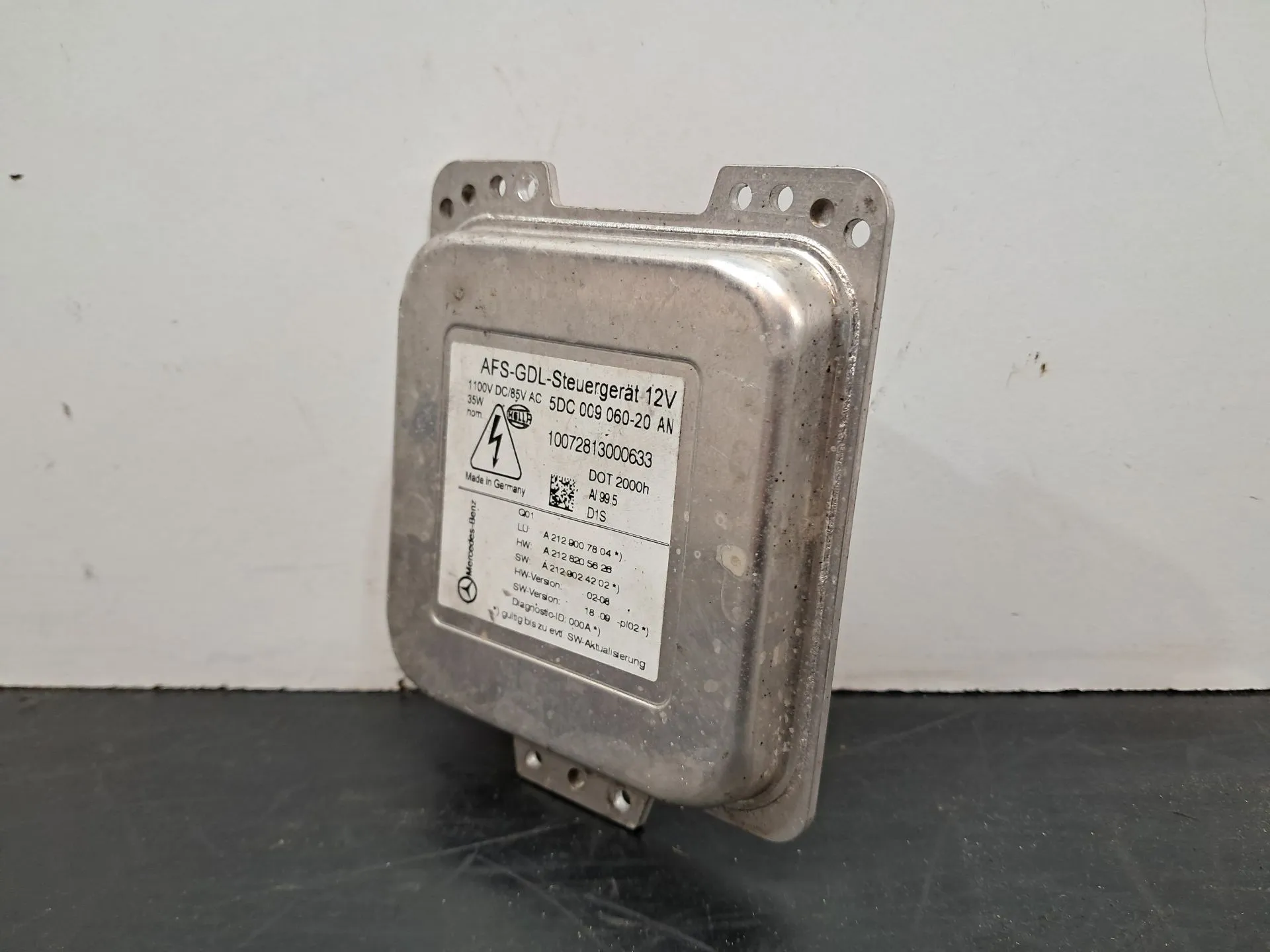 Ballast Xenon / Module LED MERCEDES-BENZ Classe E (W212) Imagem-1