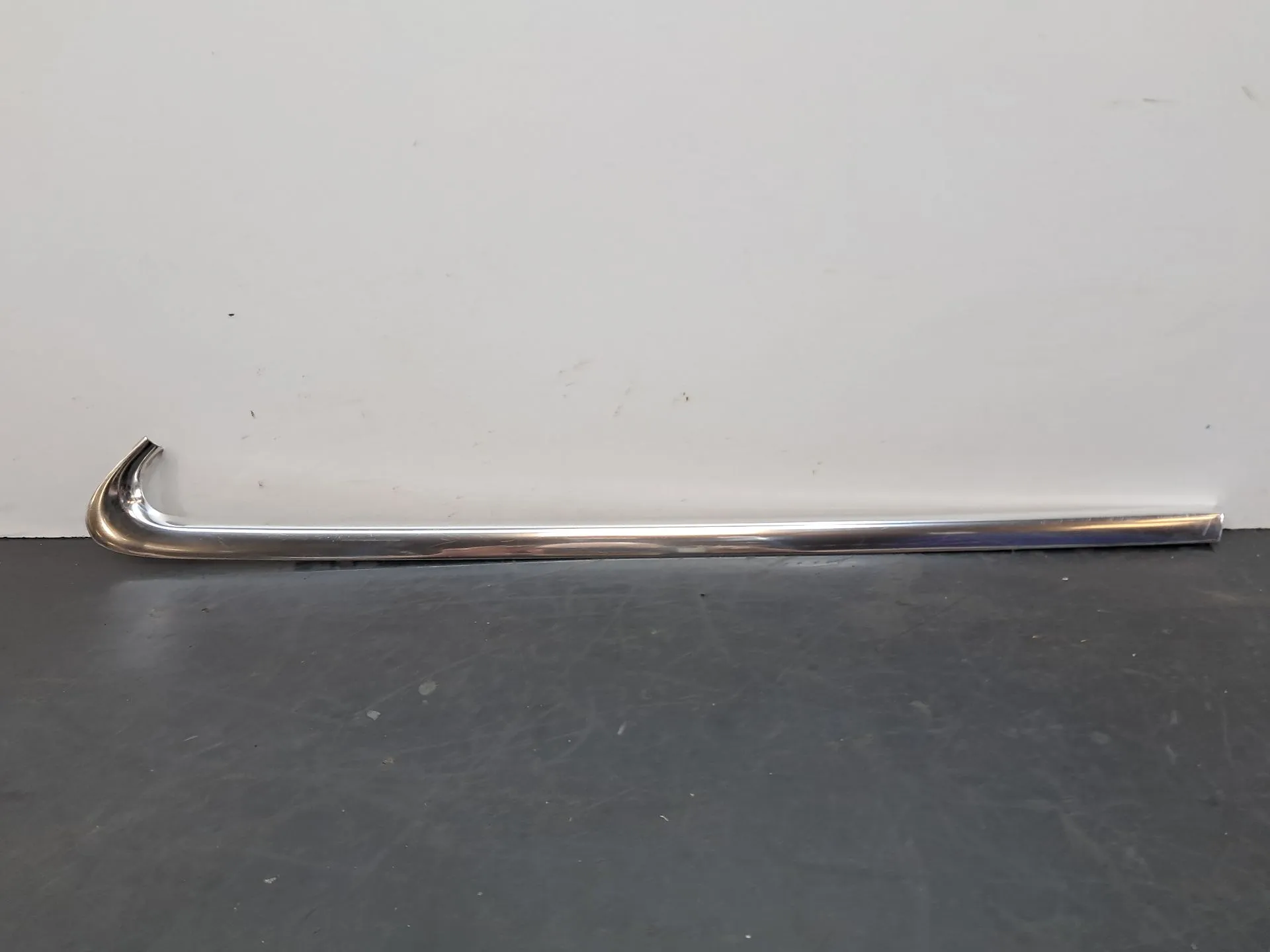Right panel trim AUDI A4 Avant (8K5, B8)