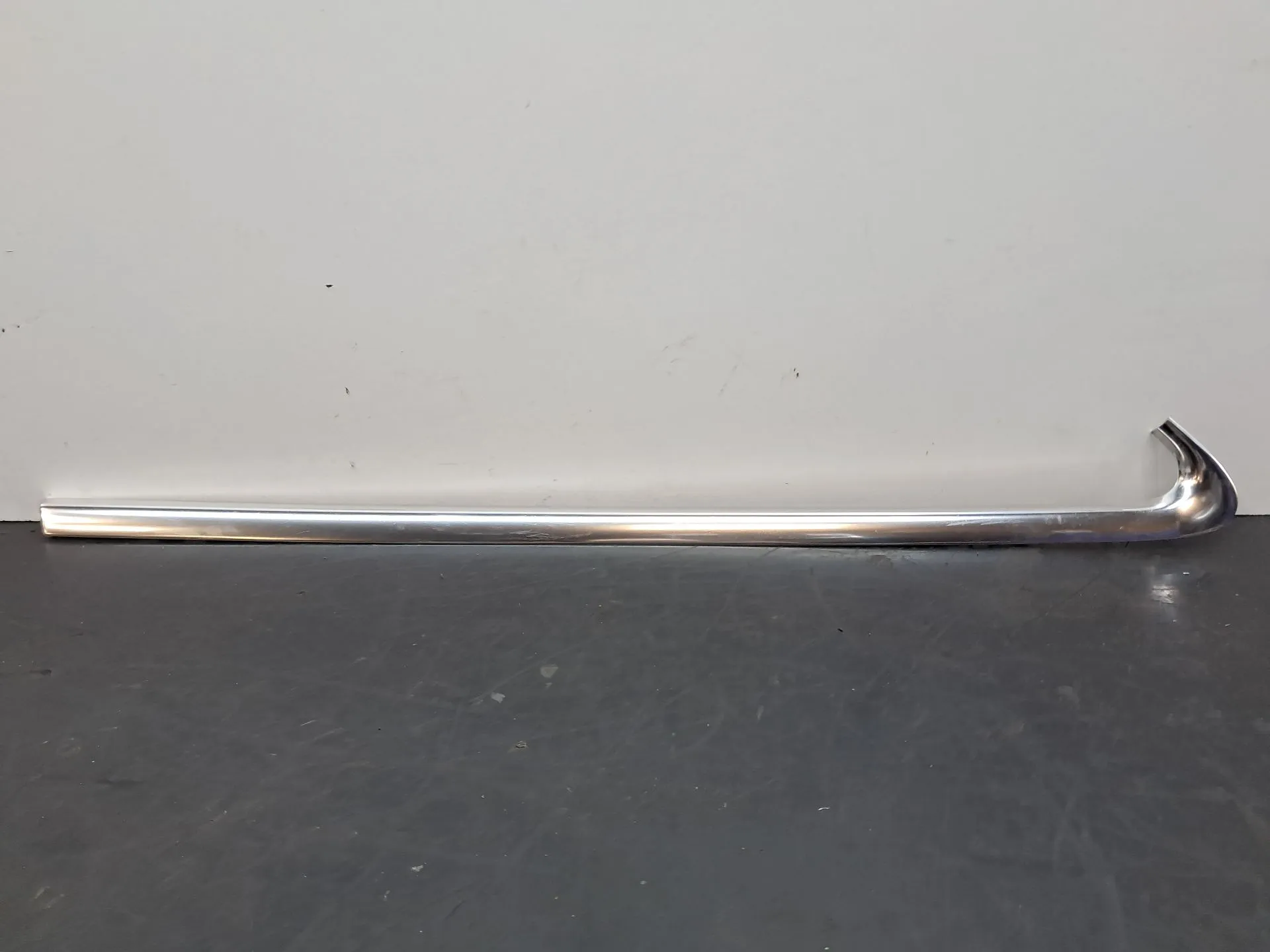 Left panel trim AUDI A4 Avant (8K5, B8)