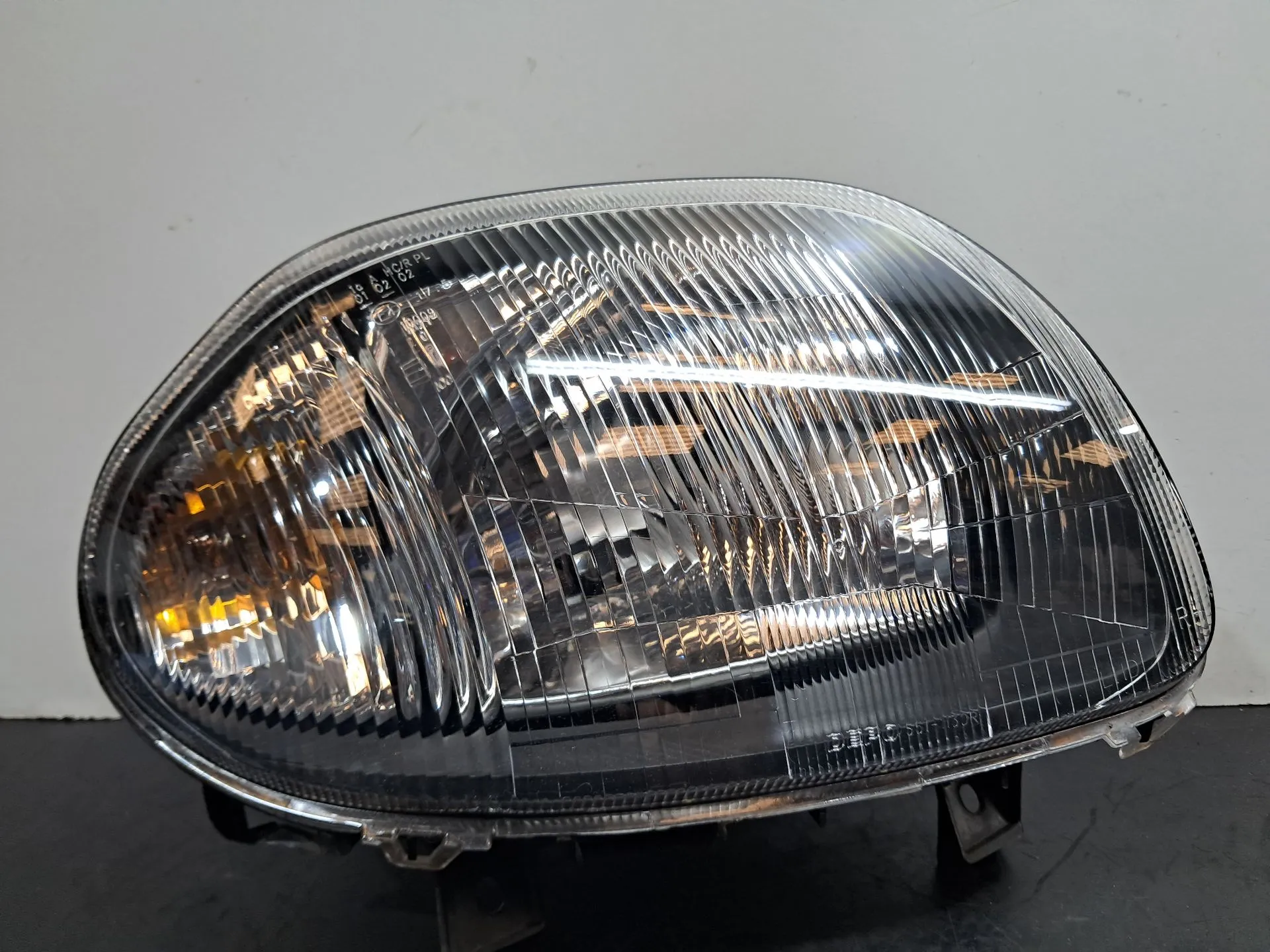 Ótica / farol direita RENAULT Clio II (BB0/1/2_, CB0/1/2_)