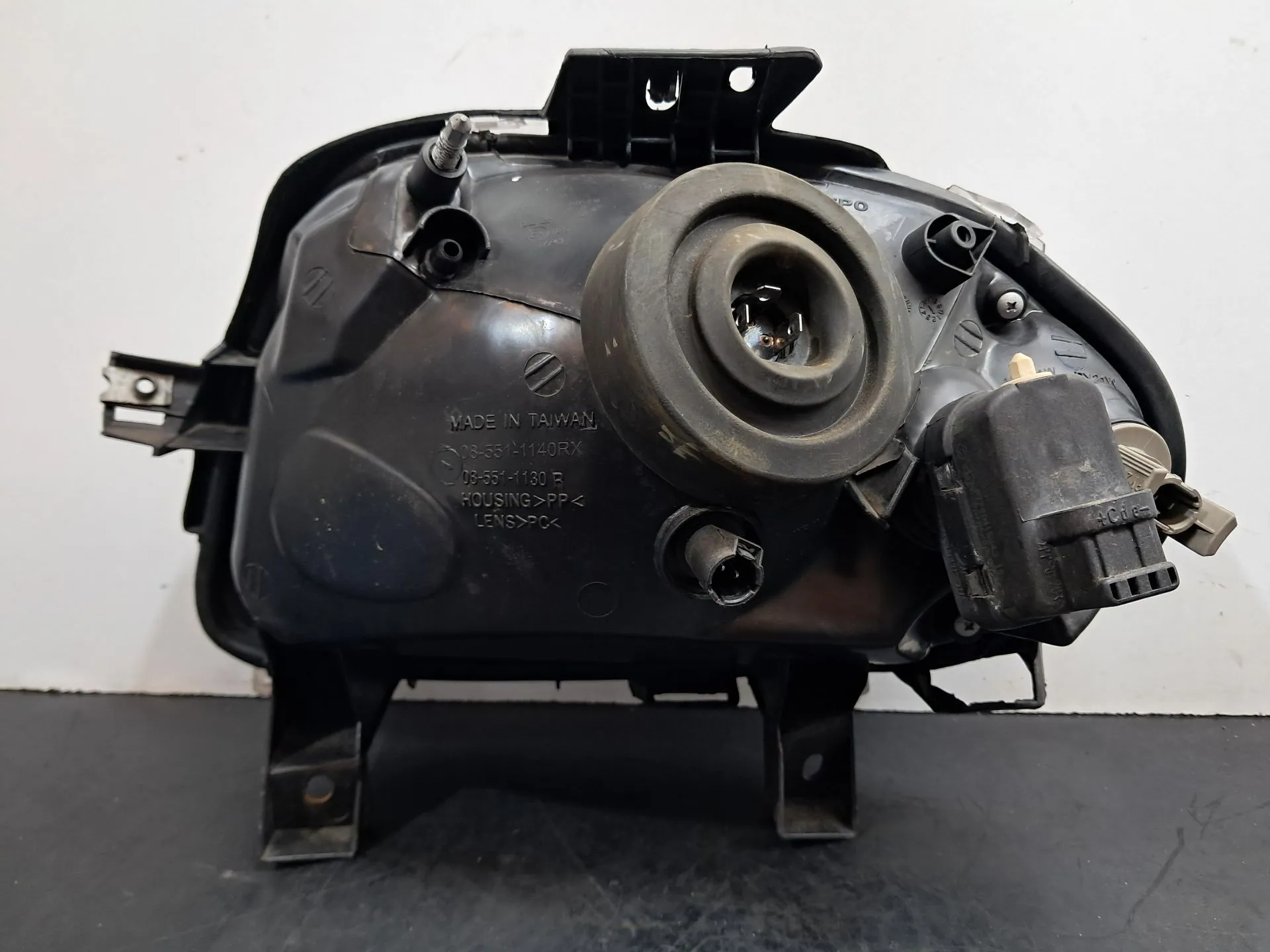Ótica / farol direita RENAULT Clio II (BB0/1/2_, CB0/1/2_) Imagem-3