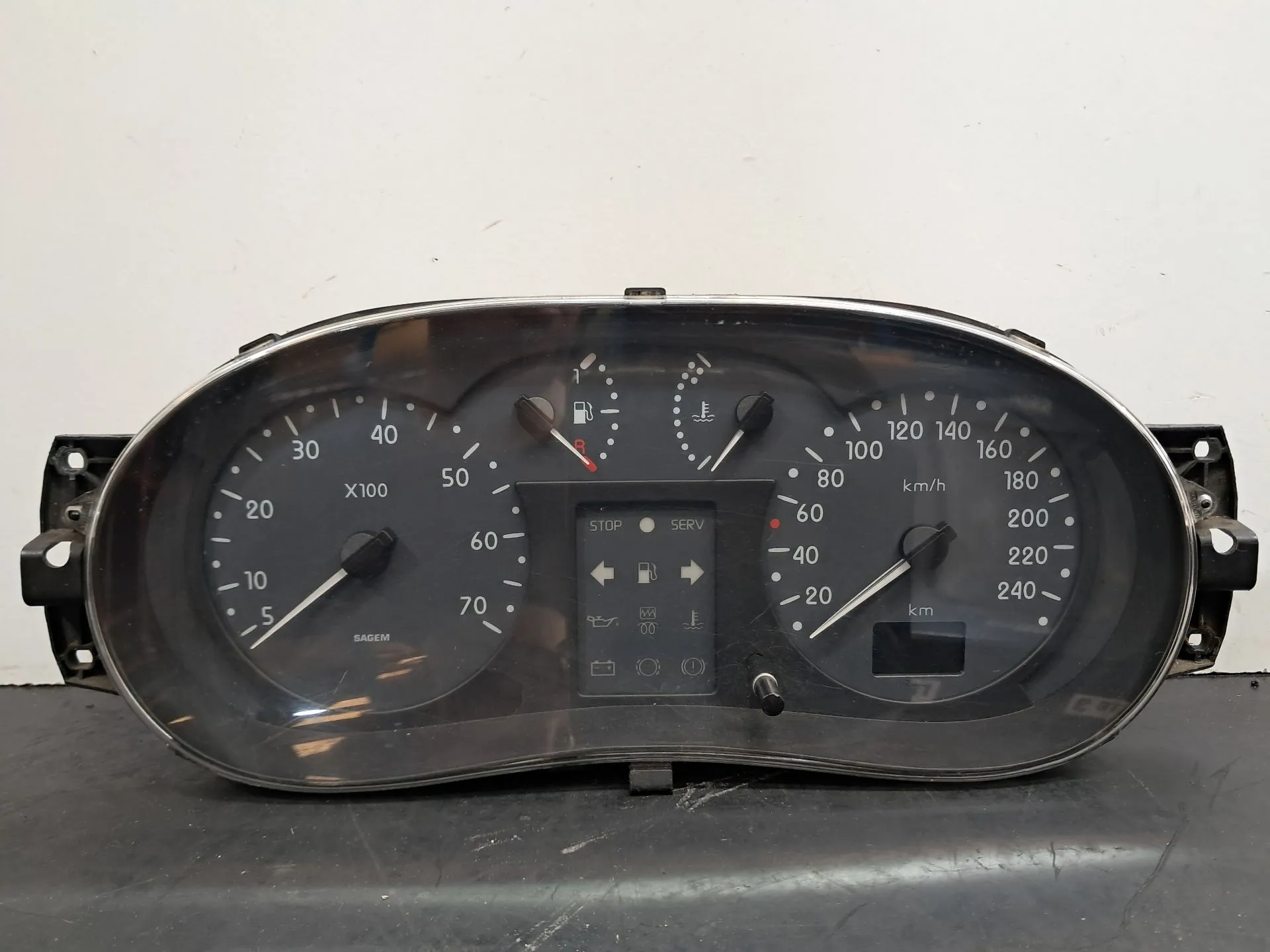 Instrument cluster RENAULT Clio II (BB0/1/2_, CB0/1/2_)