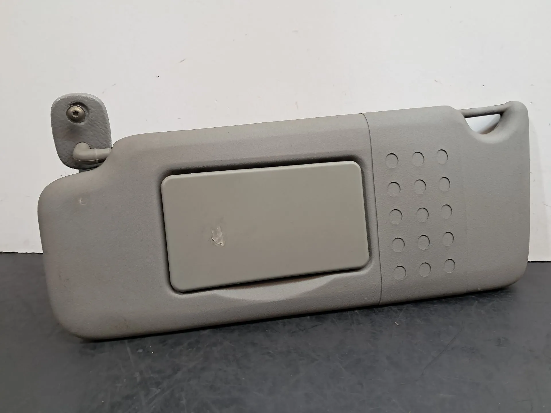 Left Sun Visor RENAULT Clio II (BB0/1/2_, CB0/1/2_)