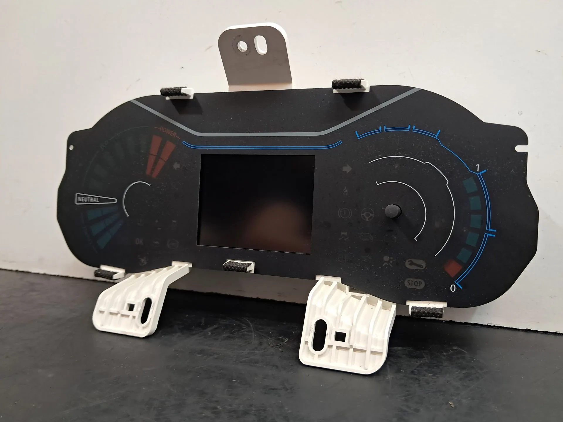 Quadro strumenti / Pannello strumenti DACIA Spring Imagem-2