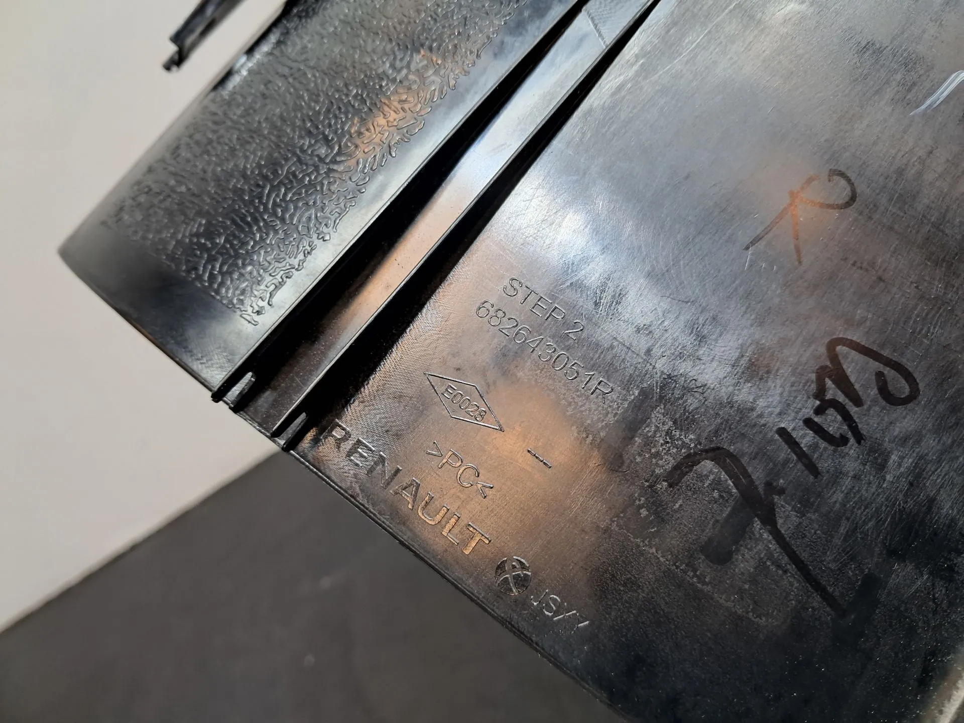 Aro do quadrante DACIA Spring Imagem-3