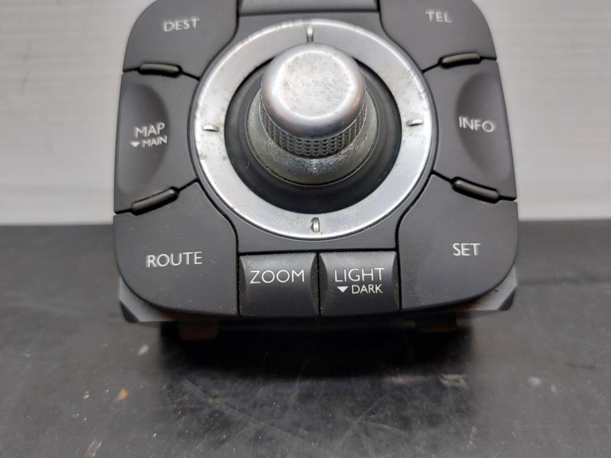 Commande / interrupteur multifonctions RENAULT Megane III (BZ0_) Imagem-1