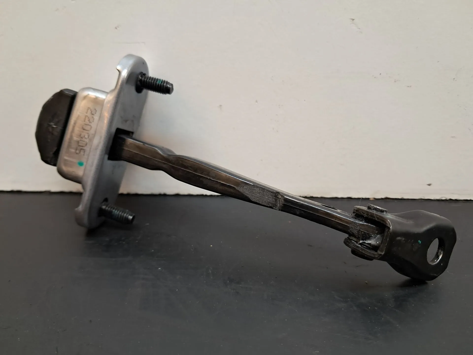 Esticador / limitador porta frente direito DACIA Spring