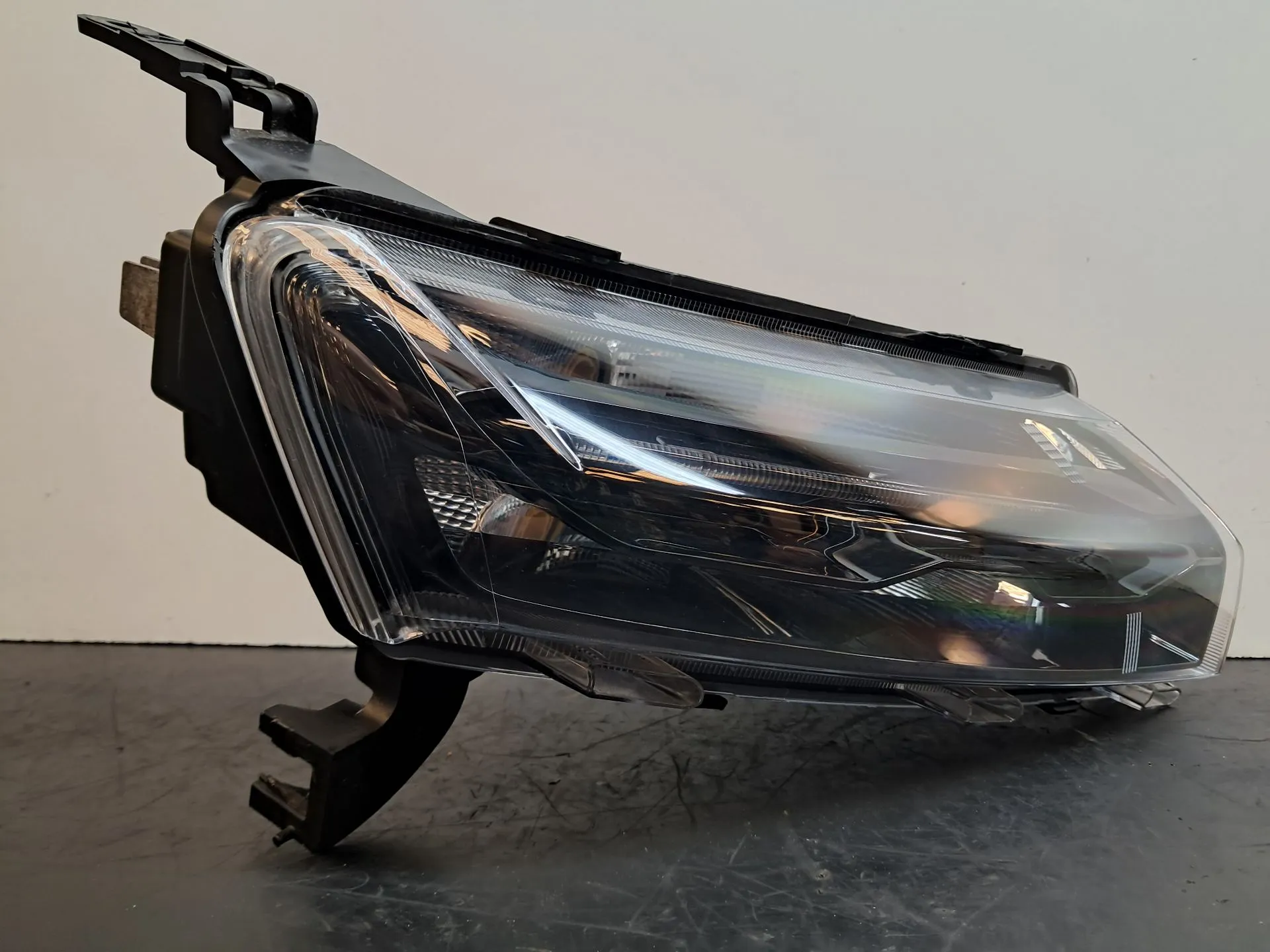 Luz diurna derecha DACIA Spring Imagem-1
