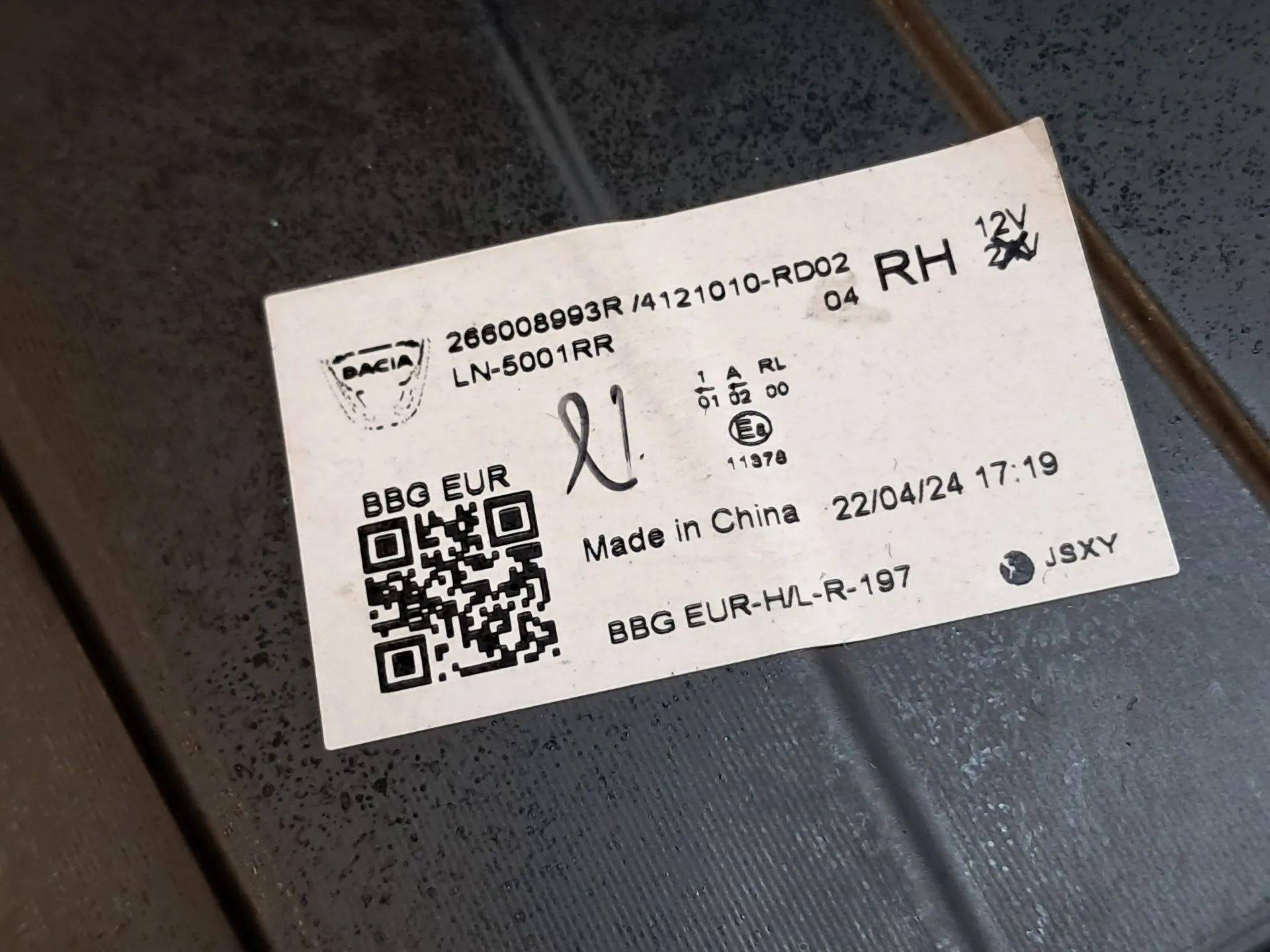 Luz diurna derecha DACIA Spring Imagem-5