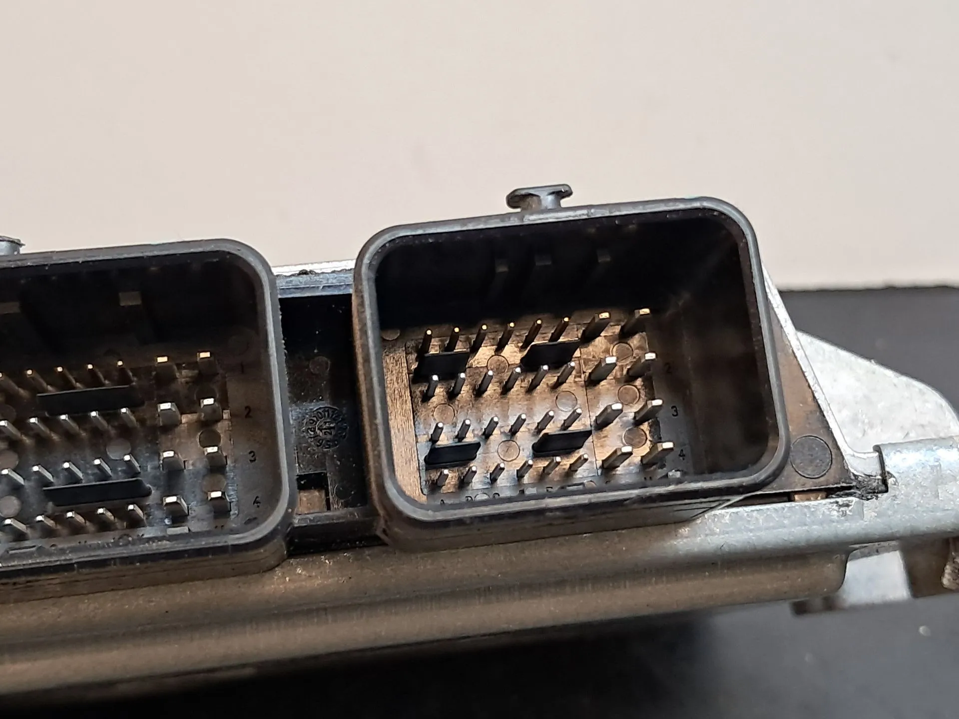 Centralina motor / ECU DACIA Spring Imagem-6
