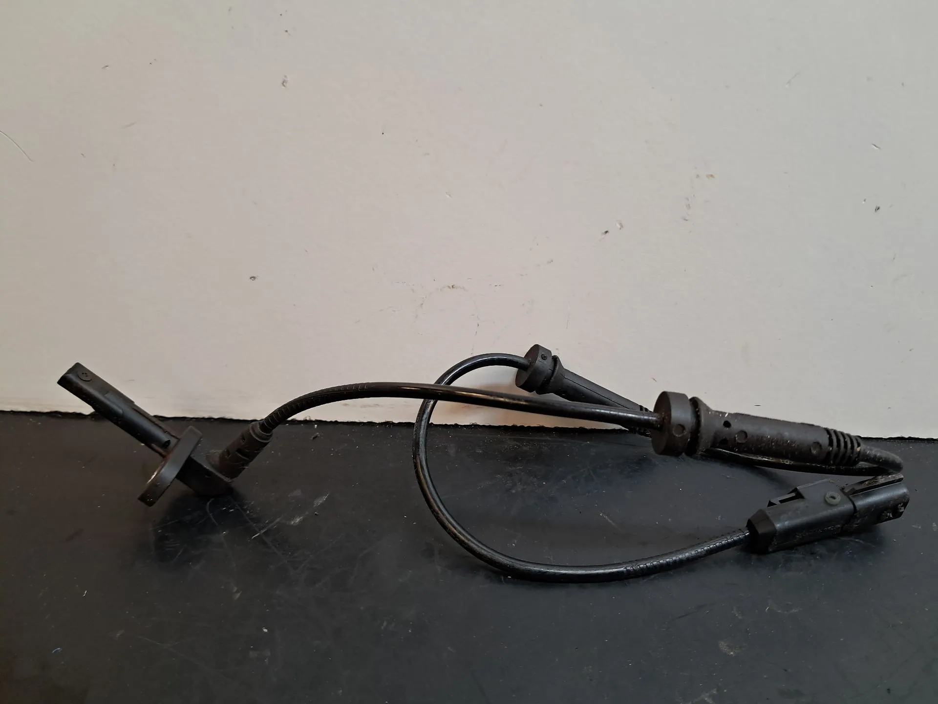 Sensor ABS frente direito DACIA Spring