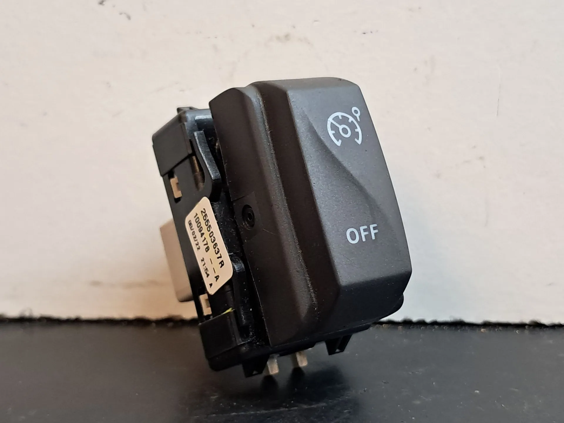 Comando / botão / interruptor multifunções DACIA Spring