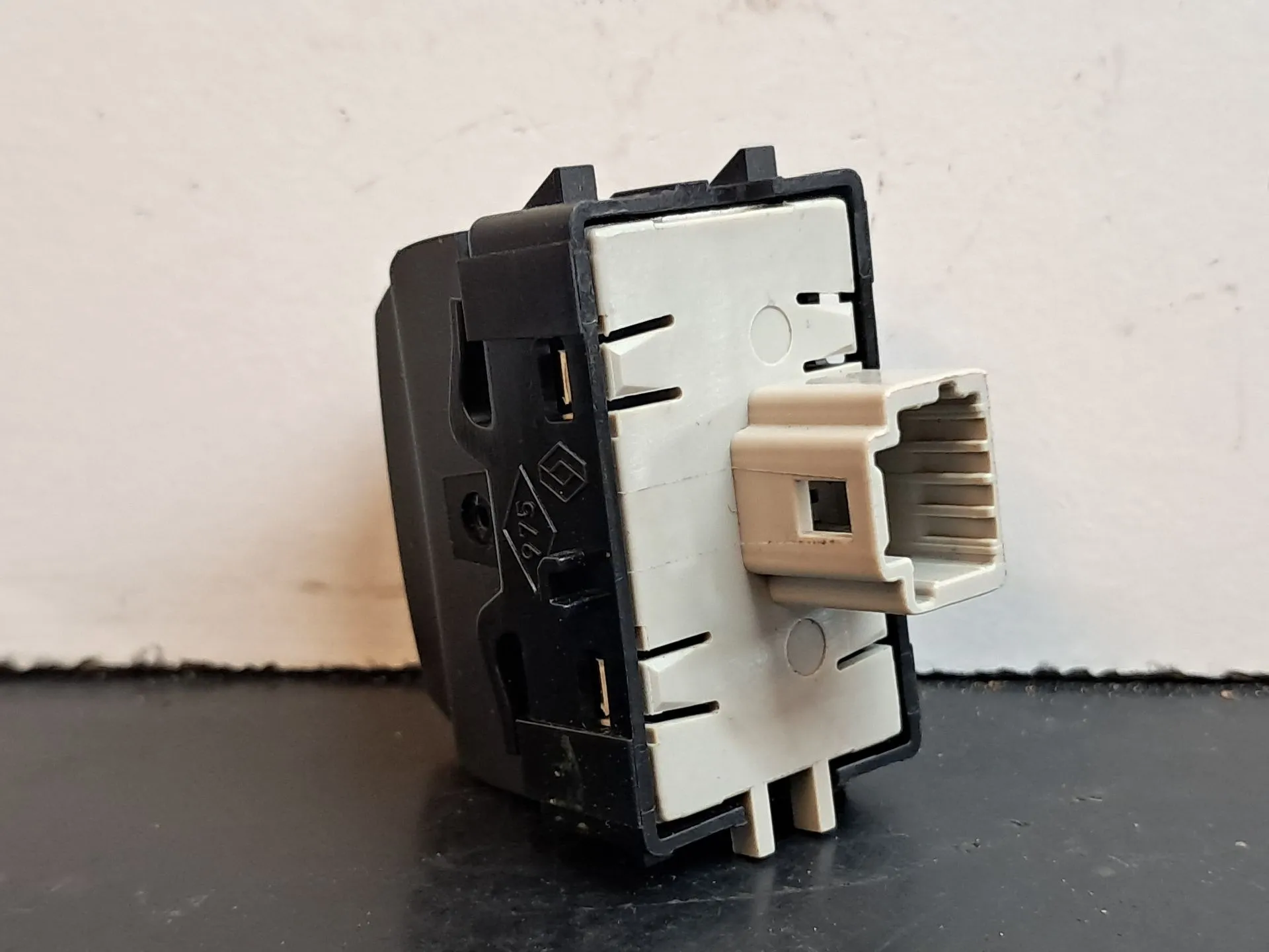 Multifunction control DACIA Spring Imagem-2