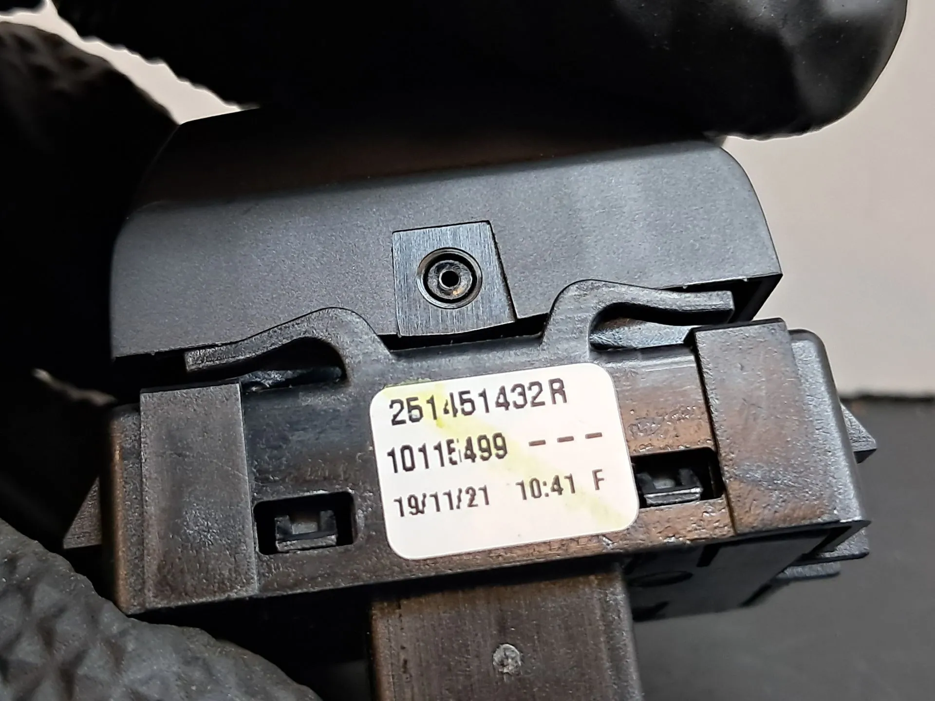 Traction control switch DACIA Spring Imagem-3