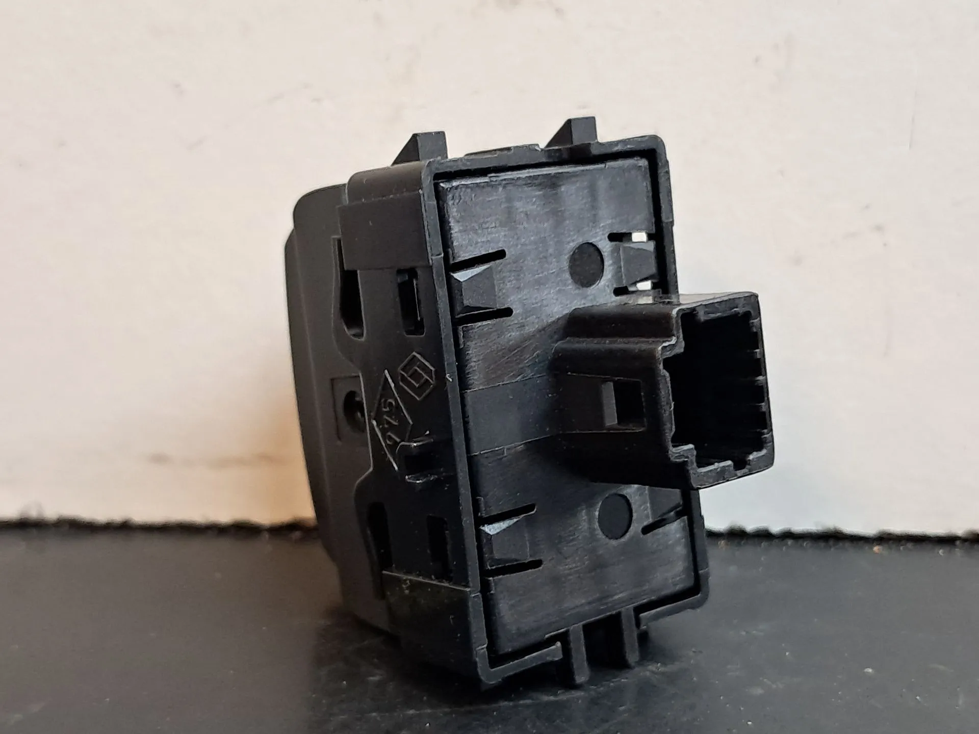 Traction control switch DACIA Spring Imagem-2