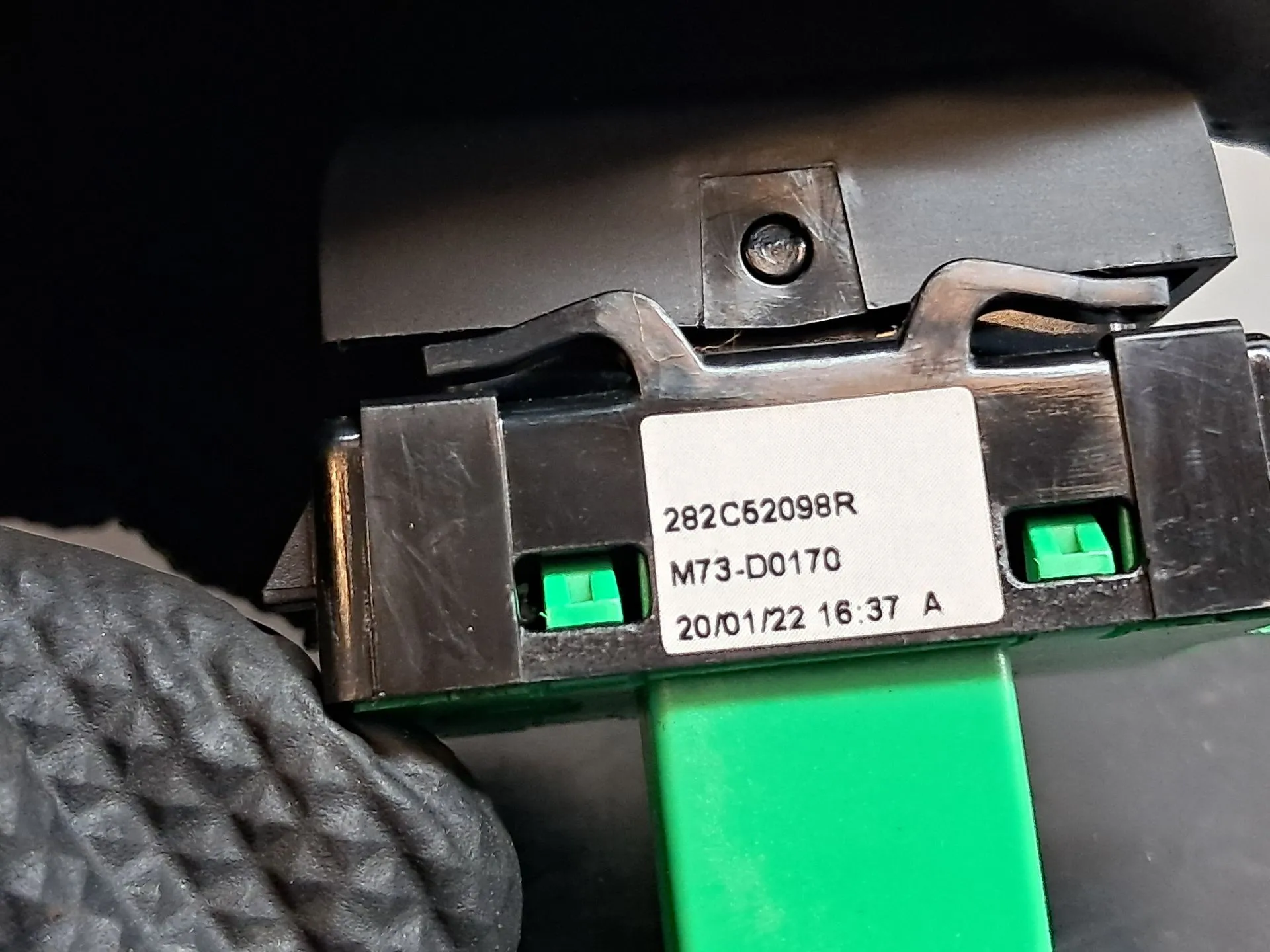 Parking sensor switch DACIA Spring Imagem-3