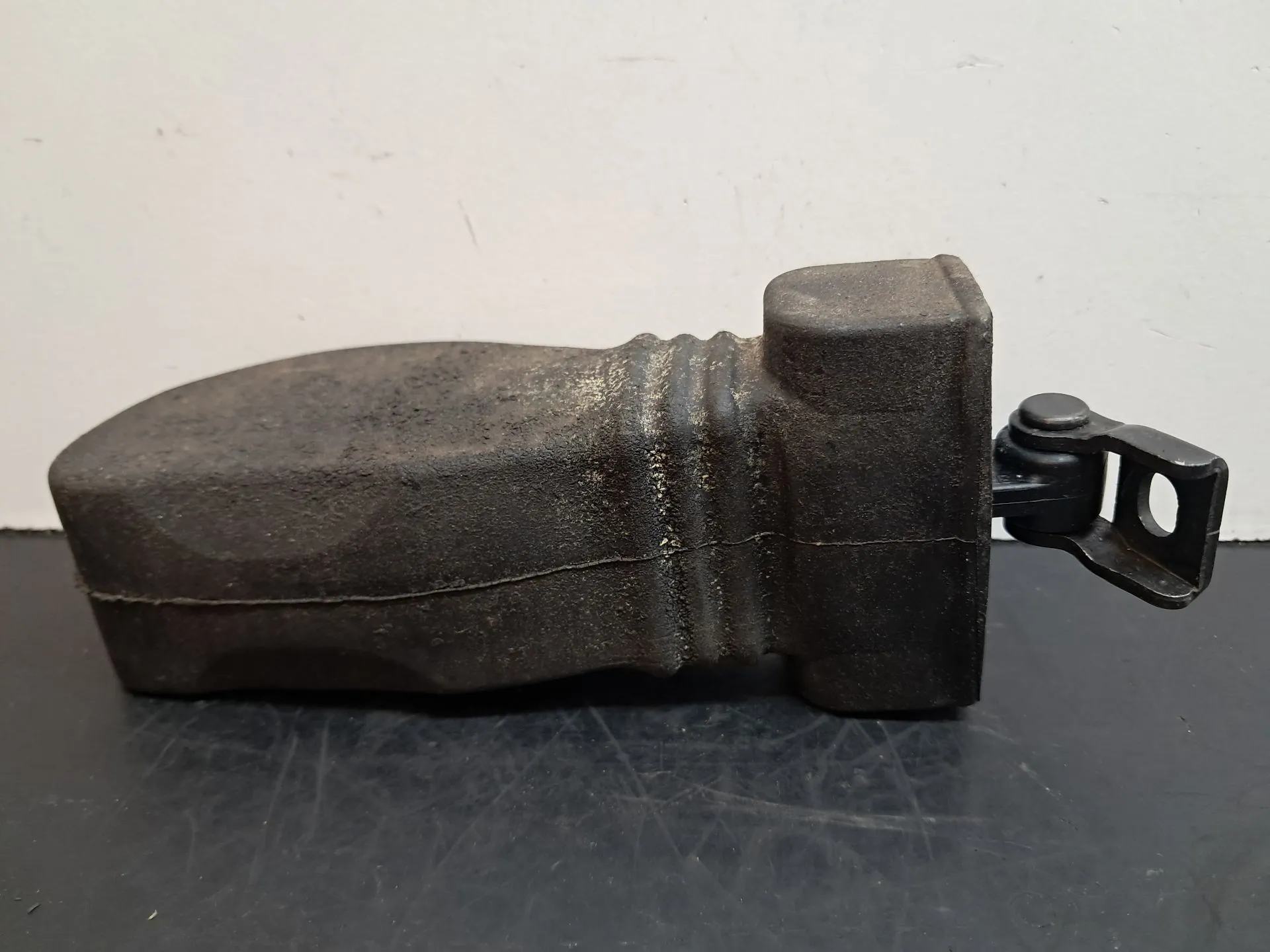 Left rear Door limiter AUDI Q5 (8R) Imagem-1