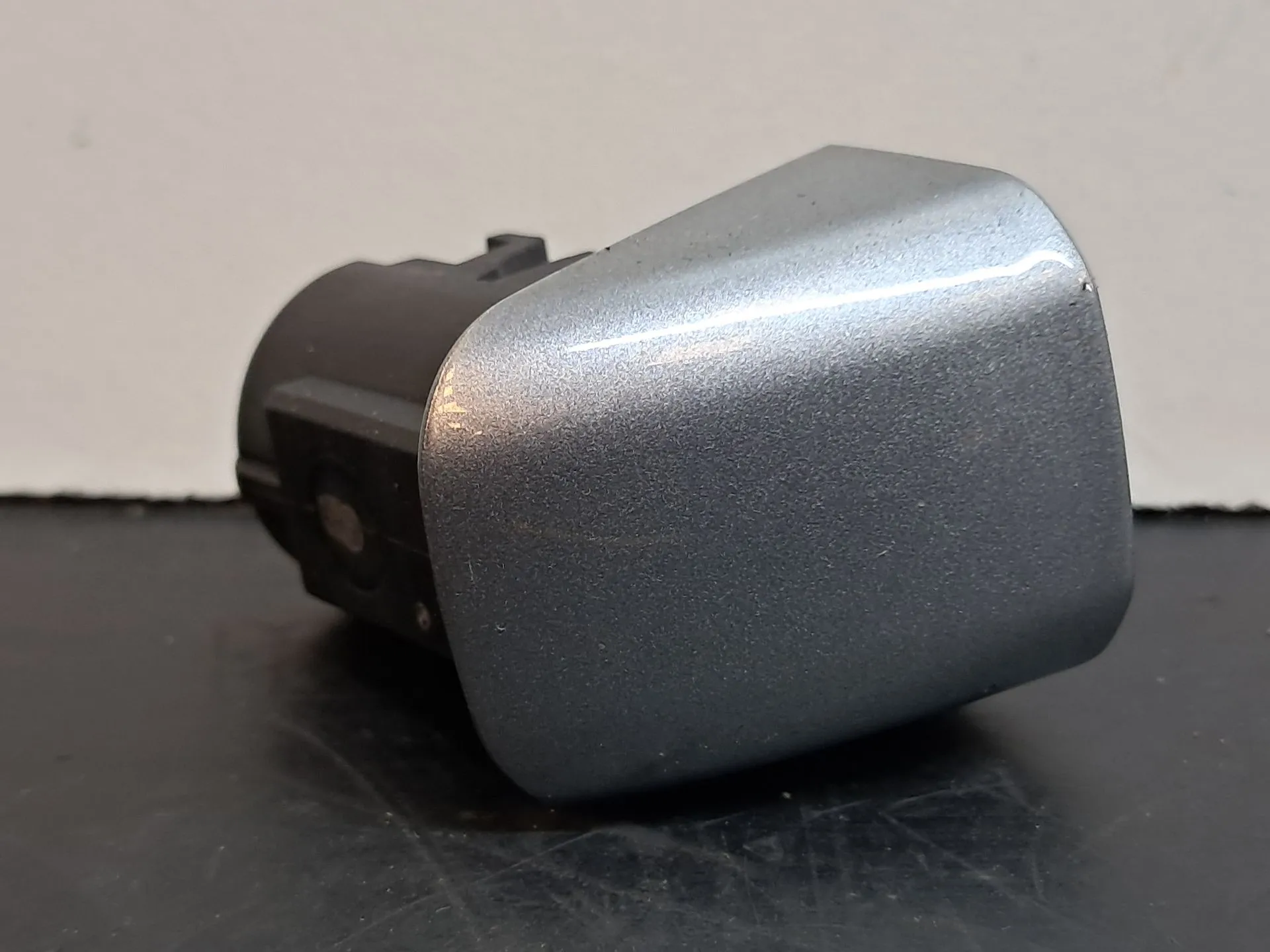 Capa do puxador da porta direita AUDI Q5 (8R)