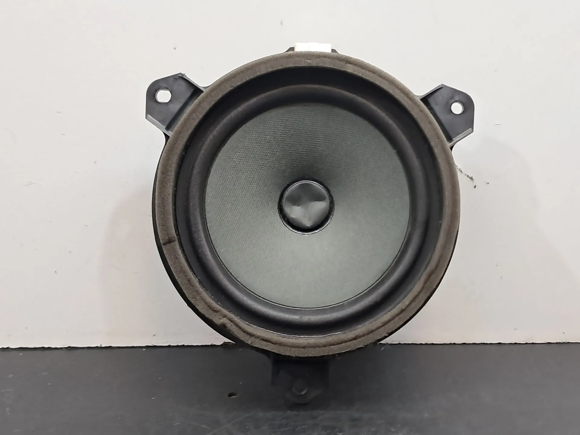 Columna de sonido TOYOTA Hilux VII Pick Up (_N1_, _N2_, _N3_)