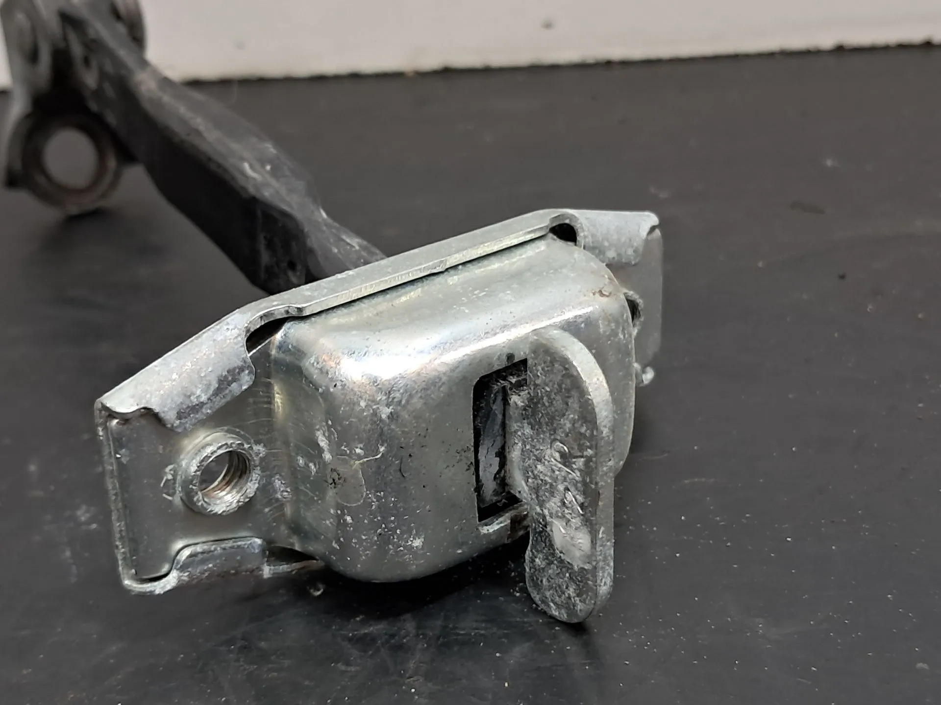Limitador de puerta  delantero izquierdo TOYOTA Hilux VII Pick Up (_N1_, _N2_, _N3_) Imagem-3