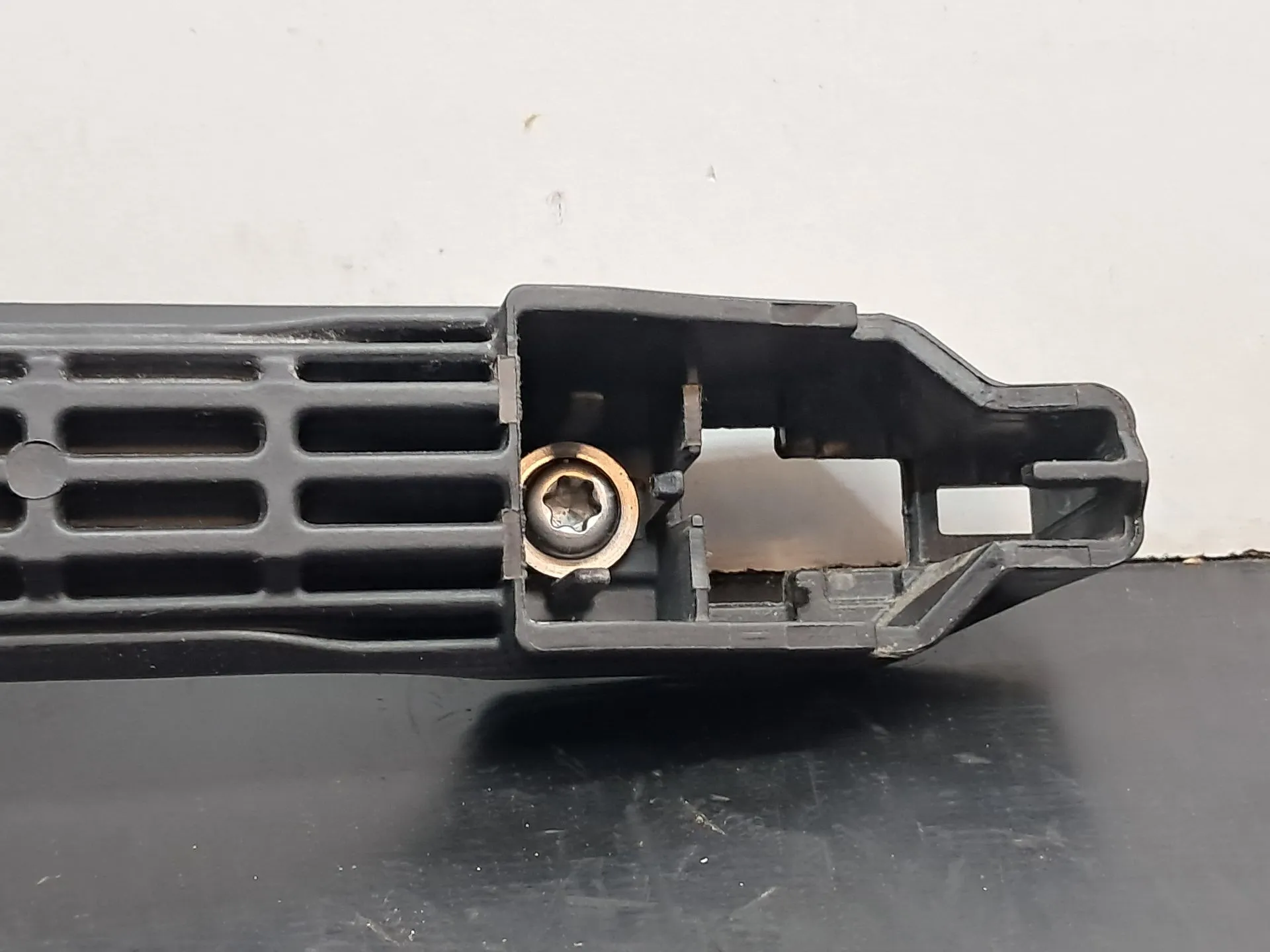 Soporte Manija puerta Delantera Izquierda TOYOTA Hilux VII Pick Up (_N1_, _N2_, _N3_) Imagem-5