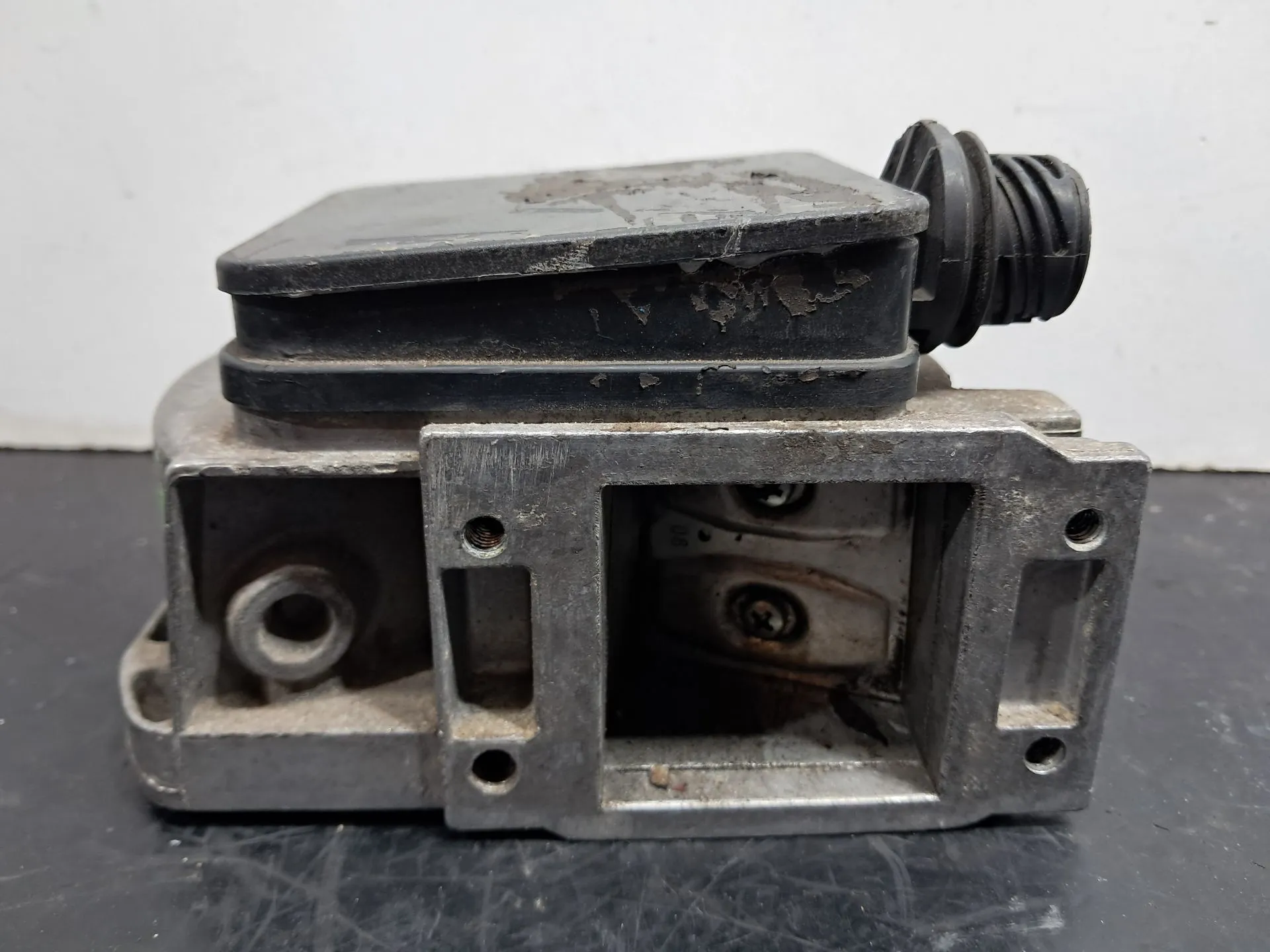 Medidor massa de ar / MAF BMW 3 (E36) Imagem-6