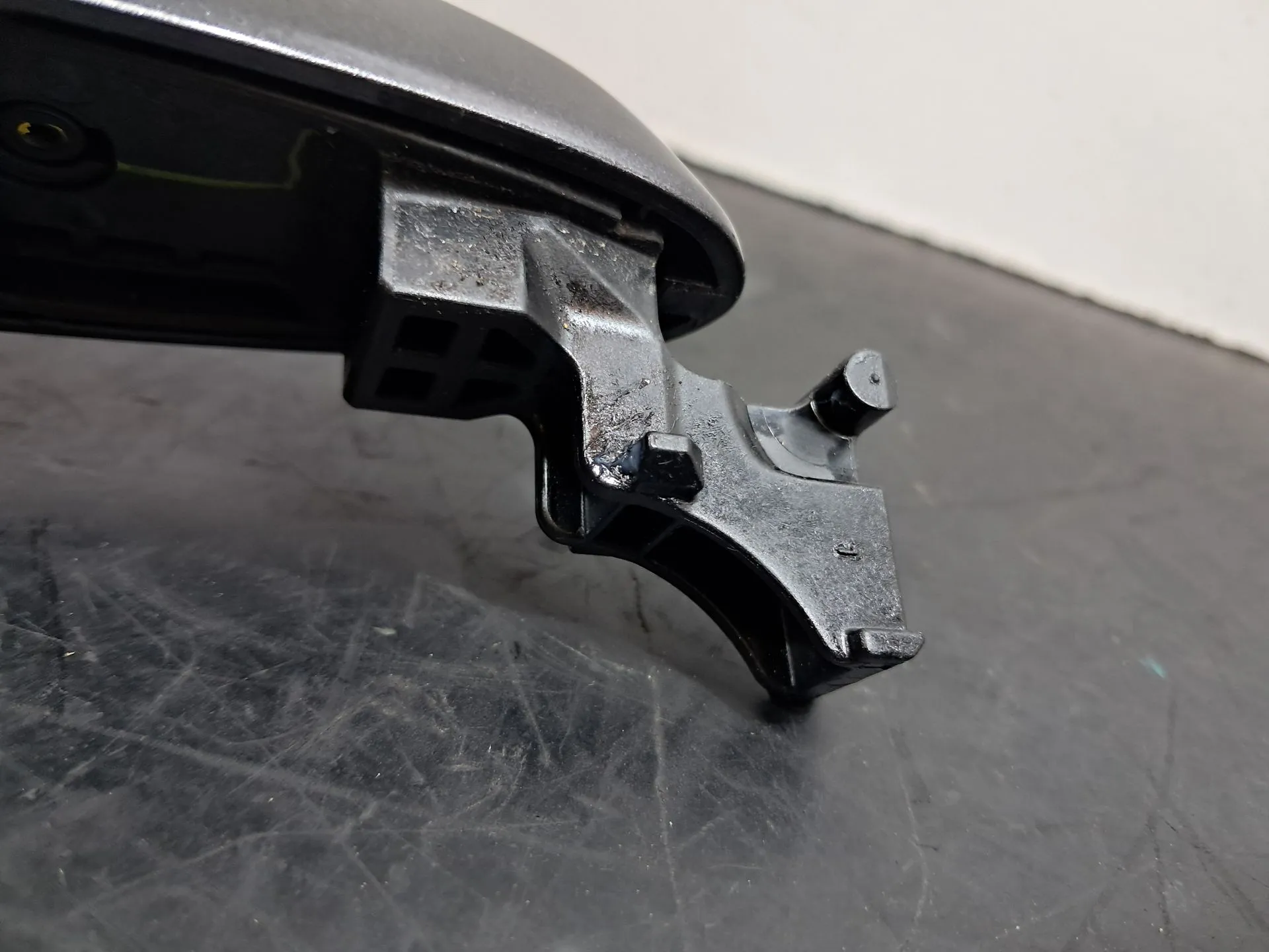 Maniglia porta posteriore sinistra TOYOTA RAV4 V (_A5_, _H5_) Imagem-3