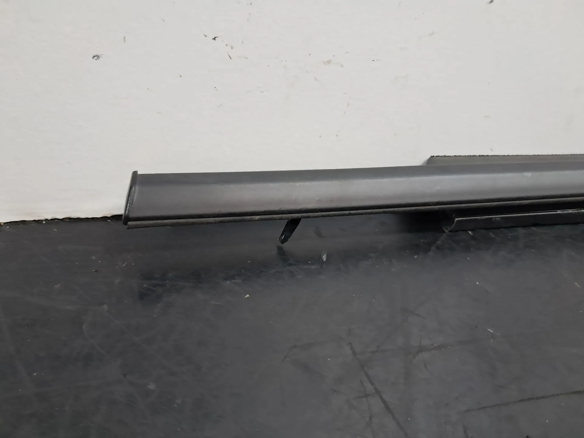 Right front window scraper SUZUKI SX4 S-Cross (JY) Imagem-1