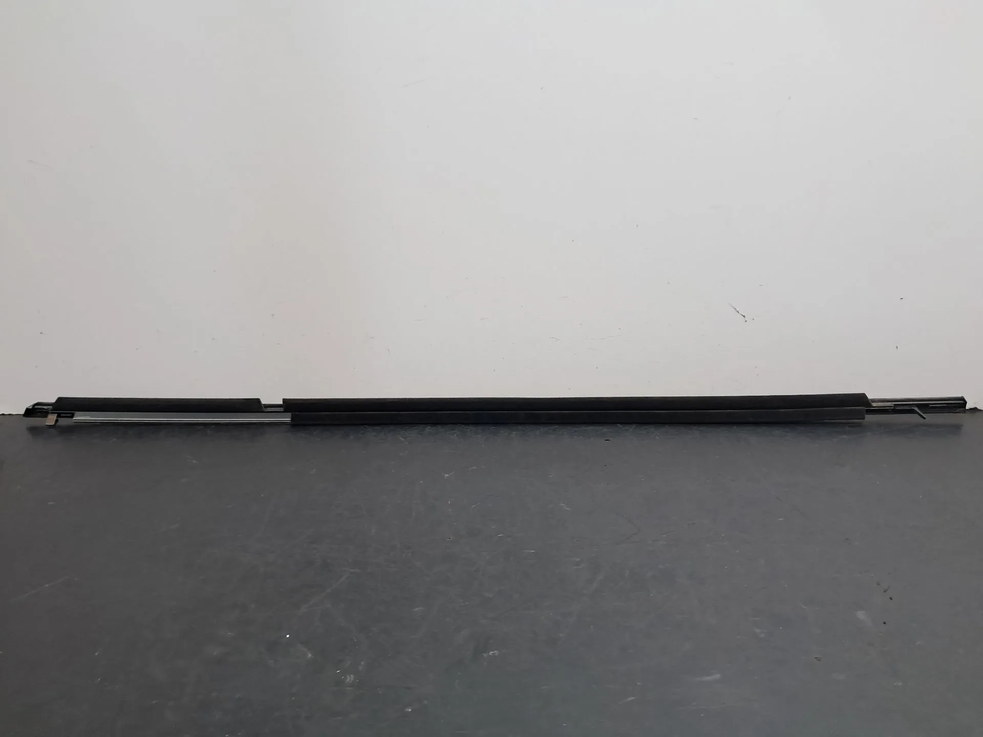 Right front window scraper SUZUKI SX4 S-Cross (JY) Imagem-6