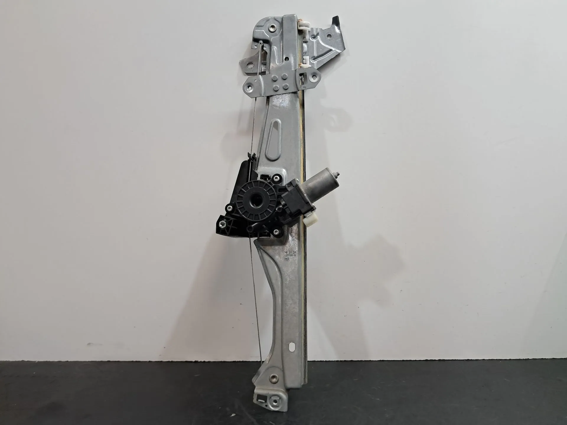 Right front window regulator SUZUKI SX4 S-Cross (JY)