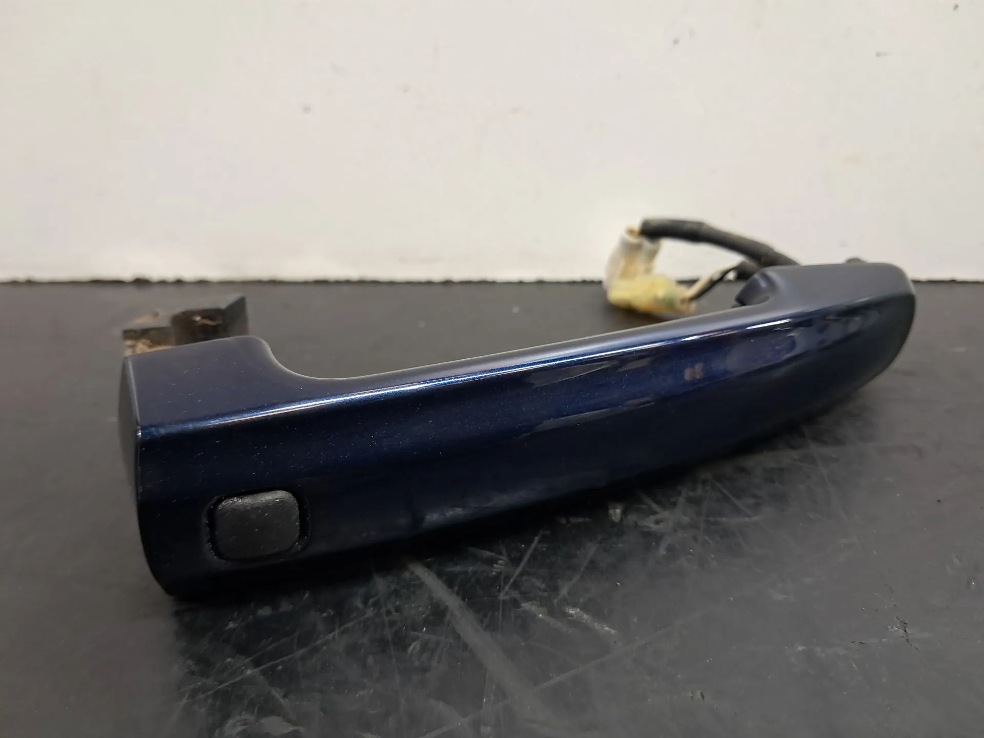 Right front door handle SUZUKI SX4 S-Cross (JY)