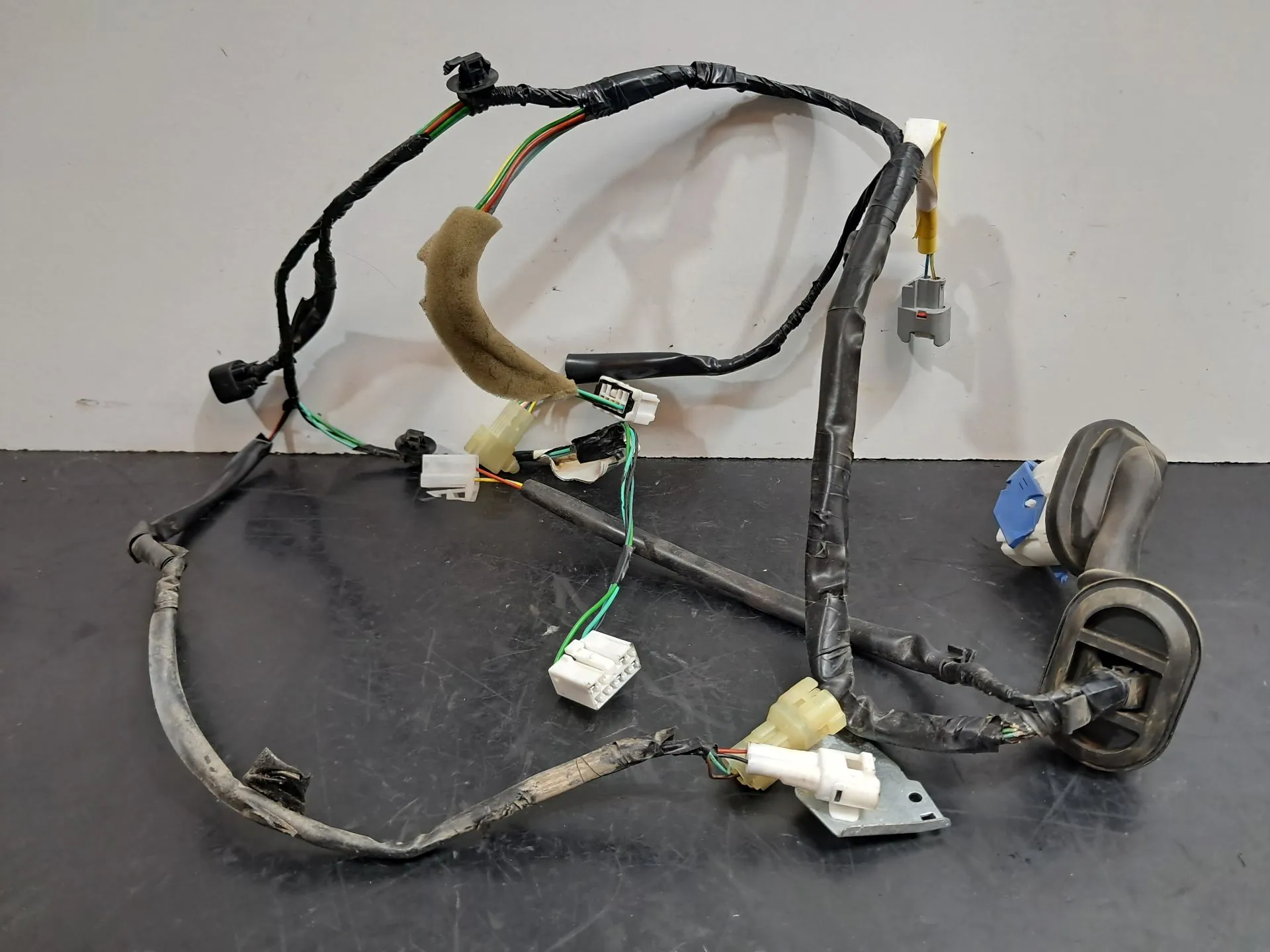 Instalación eléctrica interior / cableado interior SUZUKI SX4 S-Cross (JY)