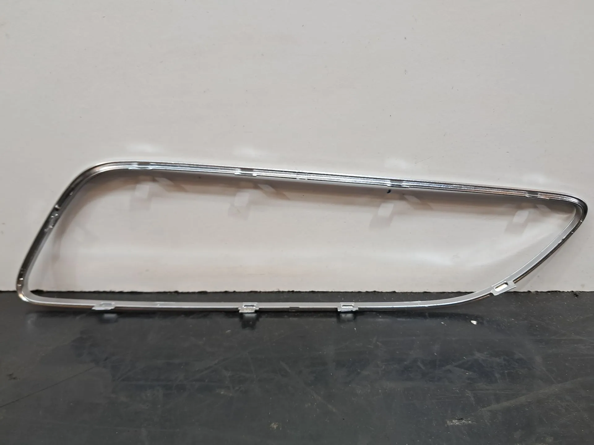 Moulure de porte avant Droite MERCEDES-BENZ Classe A (W176) Imagem-4