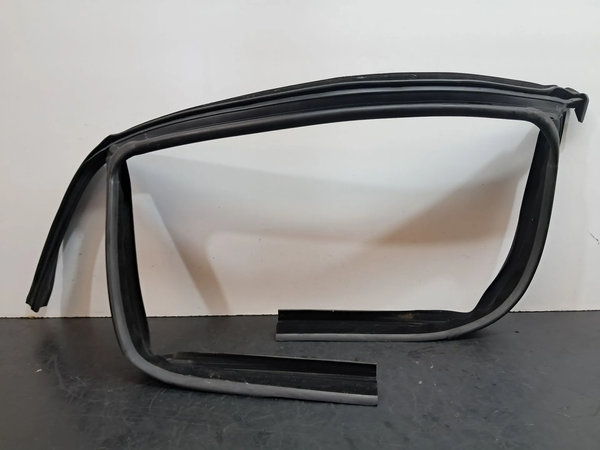 Generic rubber DACIA Spring