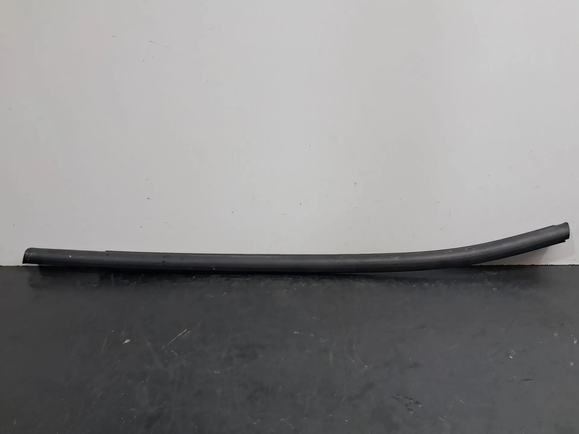 Raspador Vidrio de Puerta Trasera Izquierda DACIA Spring
